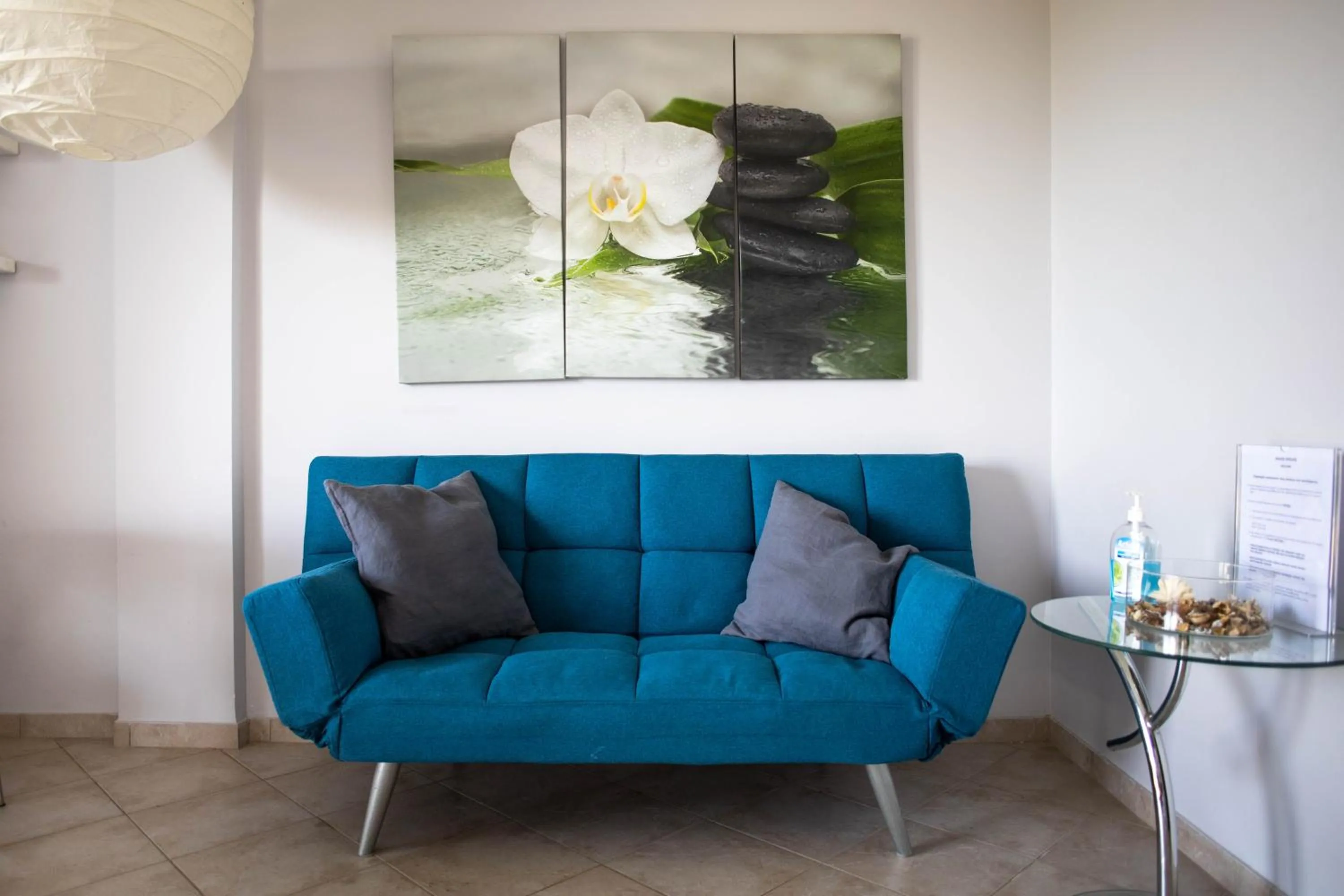 Isola Apartments