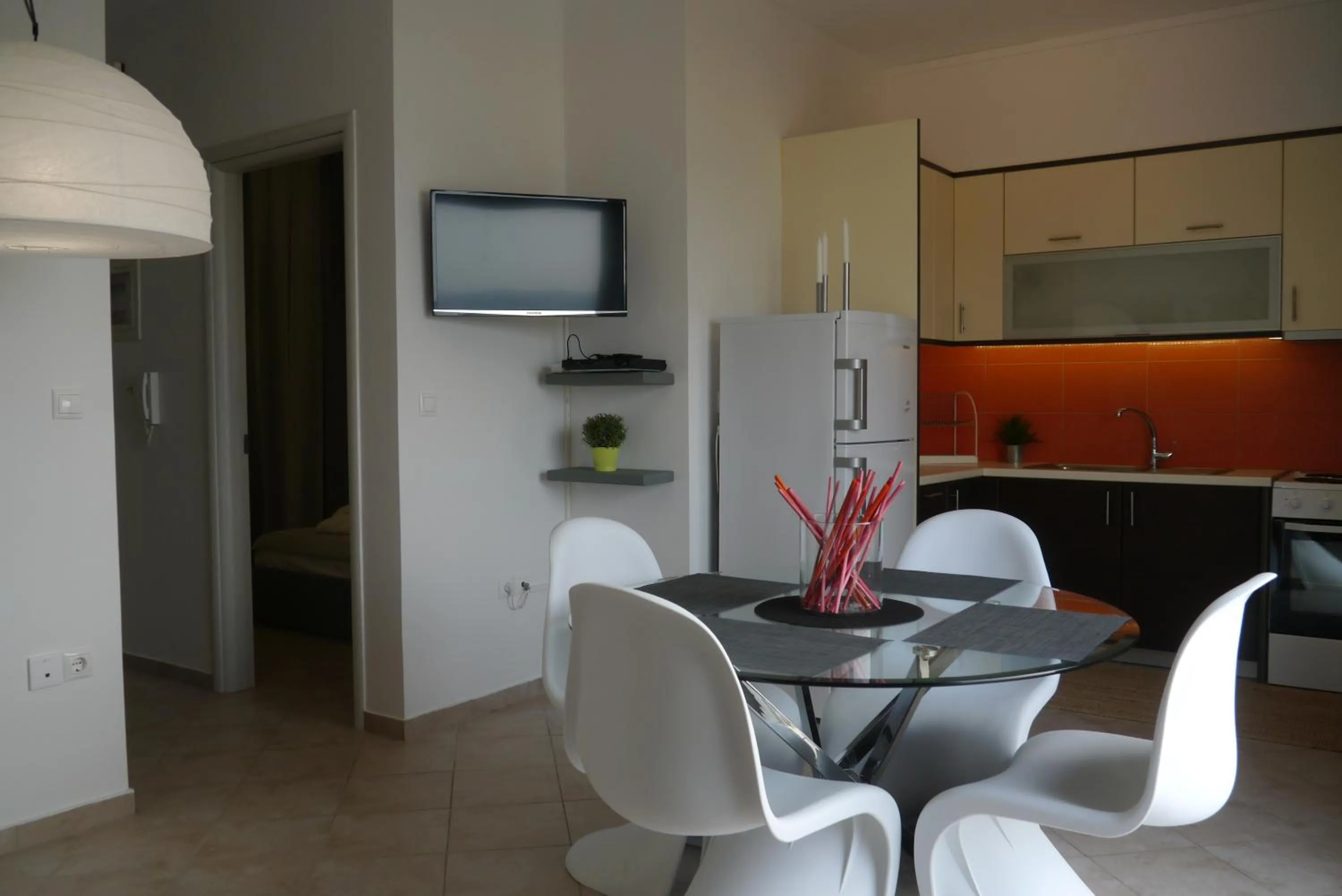 Kitchen or kitchenette in Isola Apartments