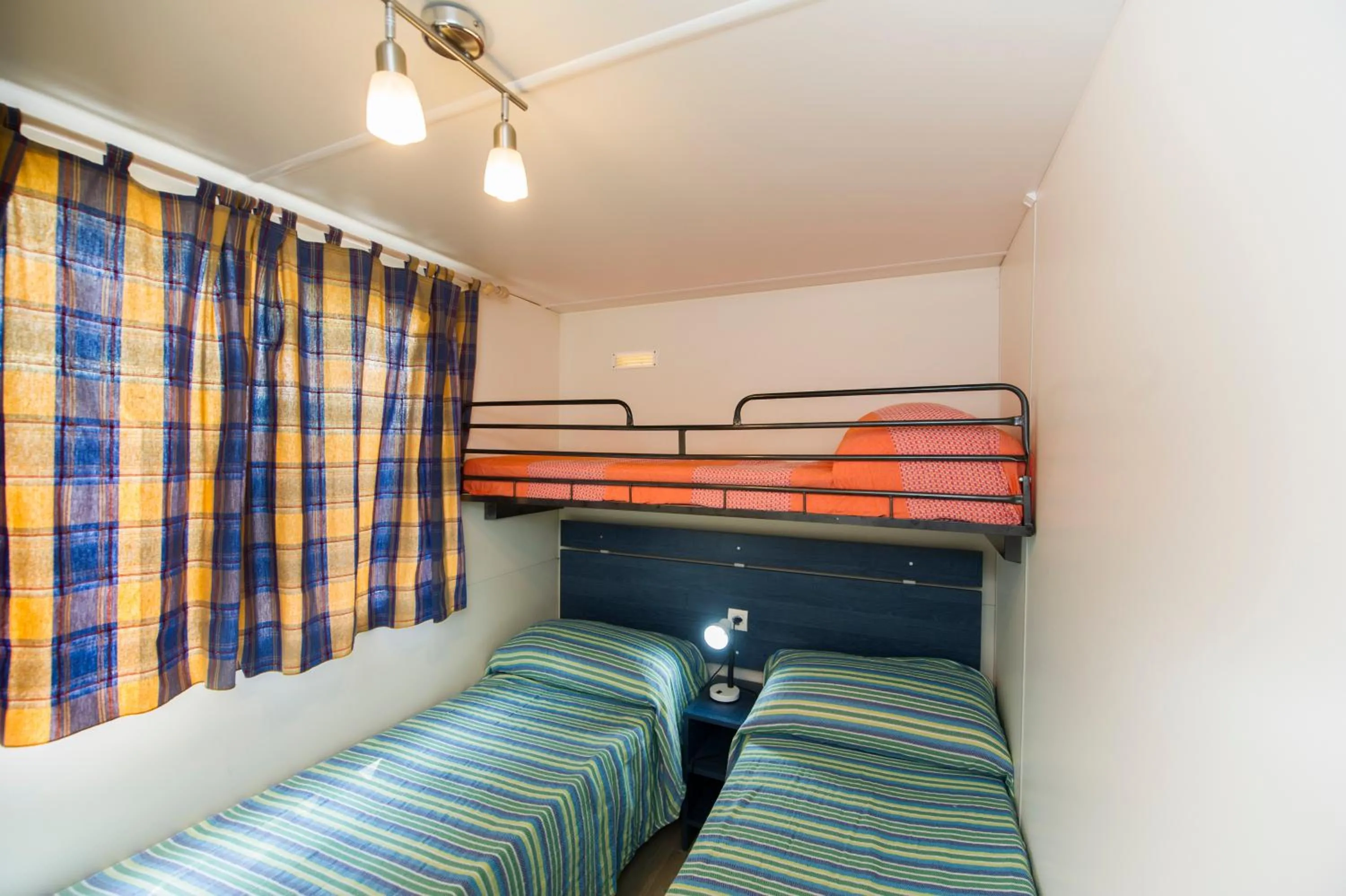 Bed in Camping La Pineta
