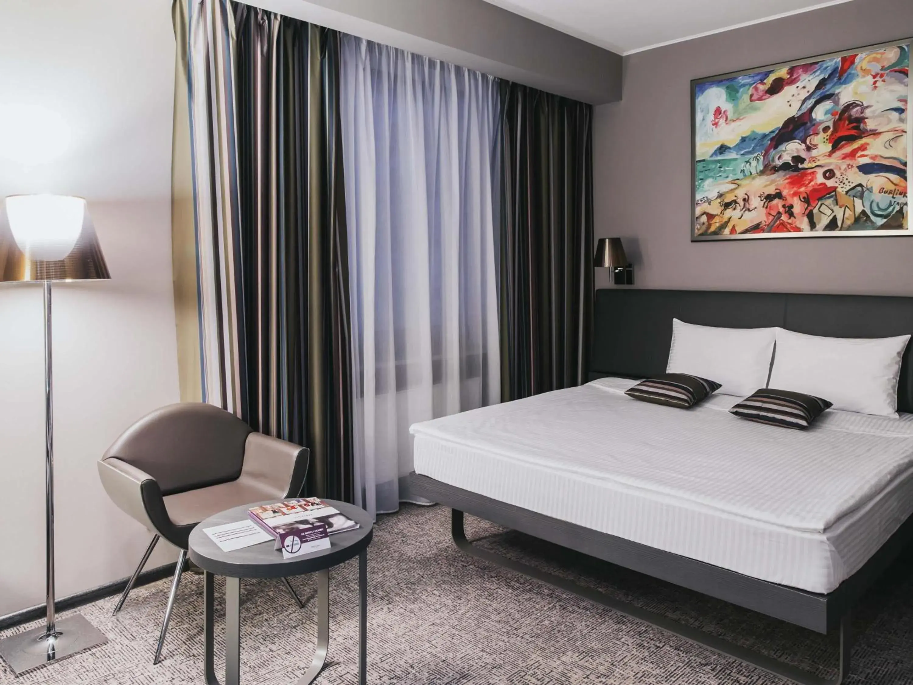 Deluxe King Room in Mercure Kyiv Congress Deluxe King Room in Mercure Kyiv Congress