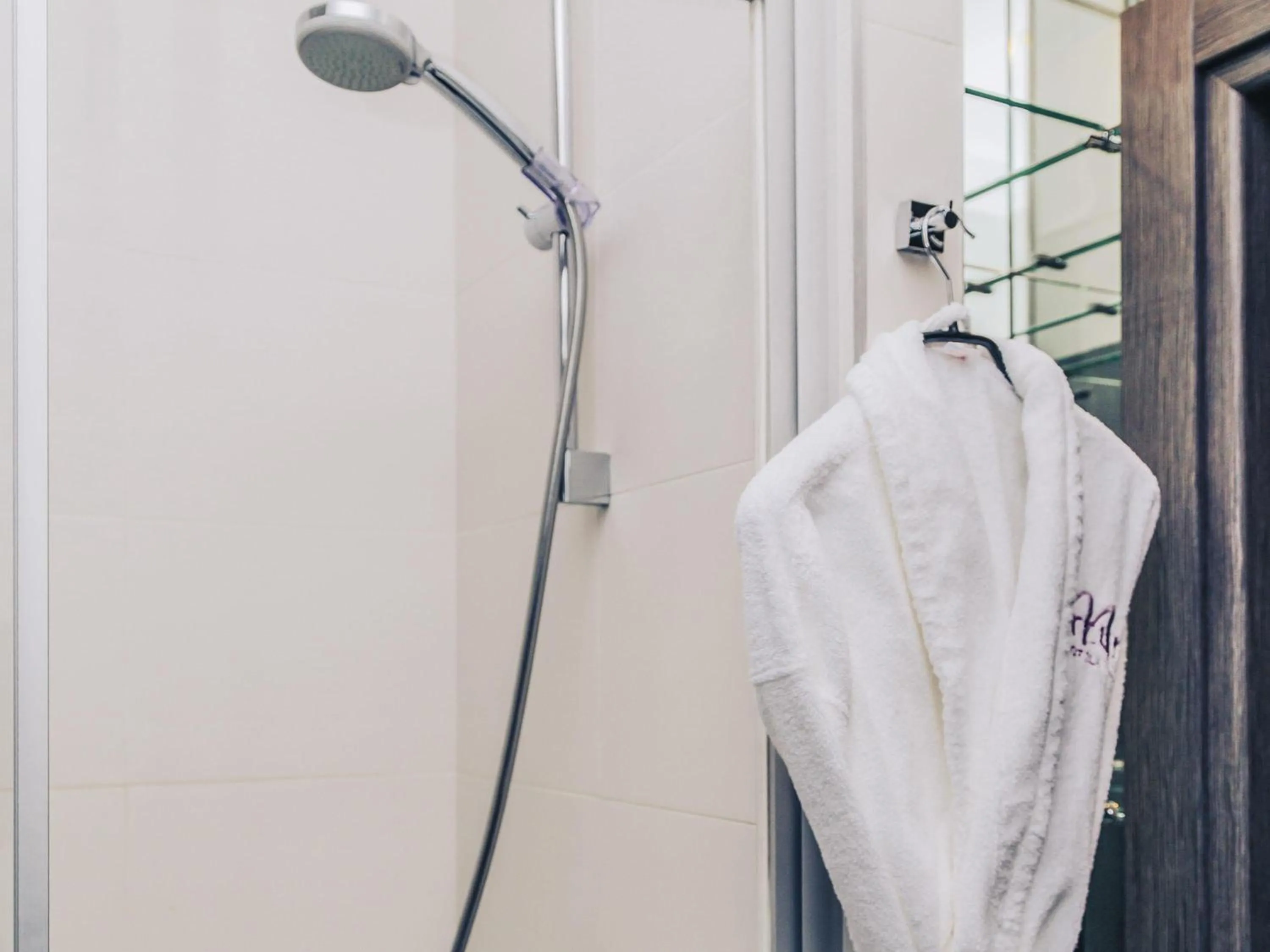 Bedroom in Mercure Kyiv Congress