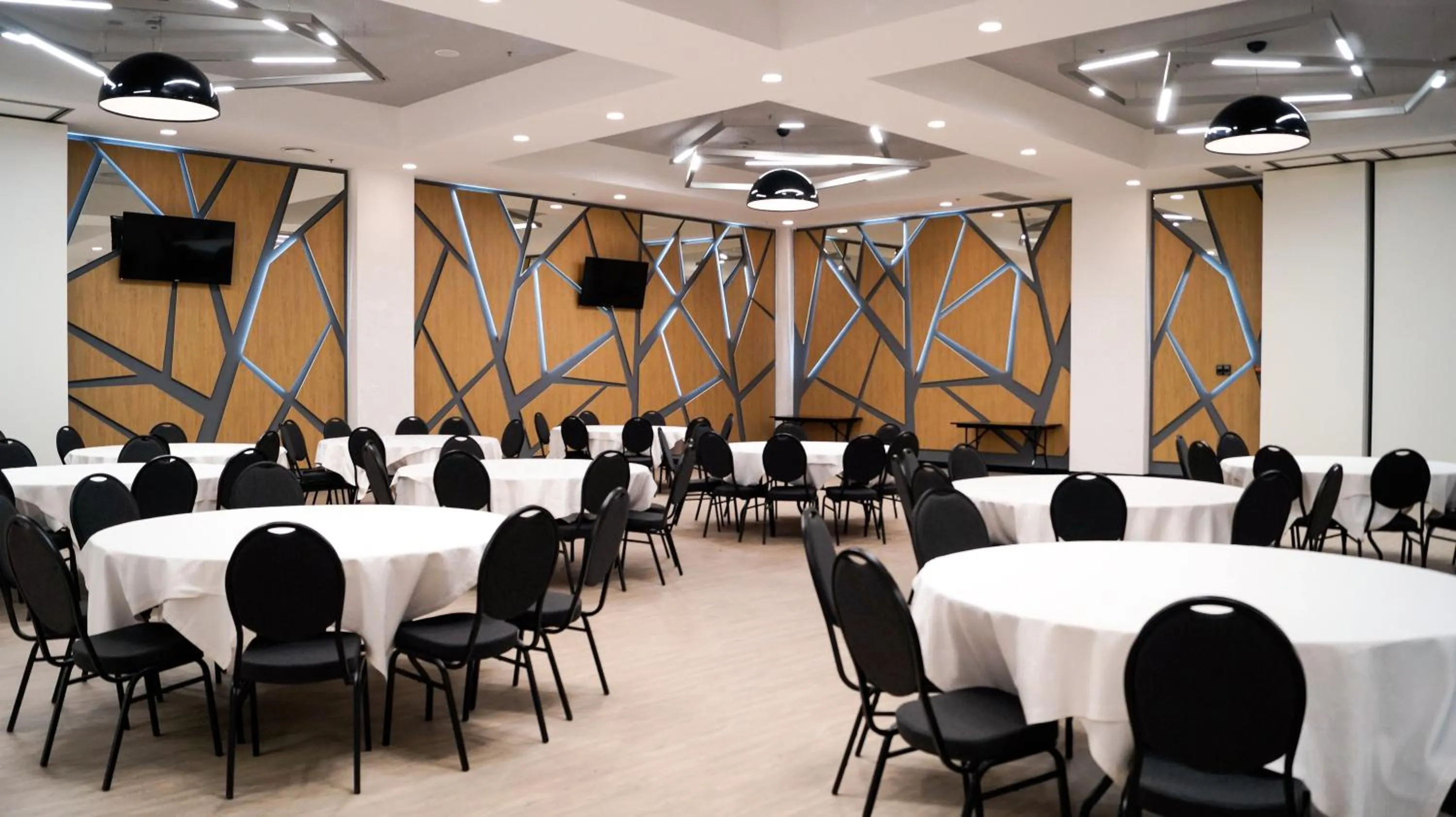 Banquet/Function facilities in Mercure Kyiv Congress