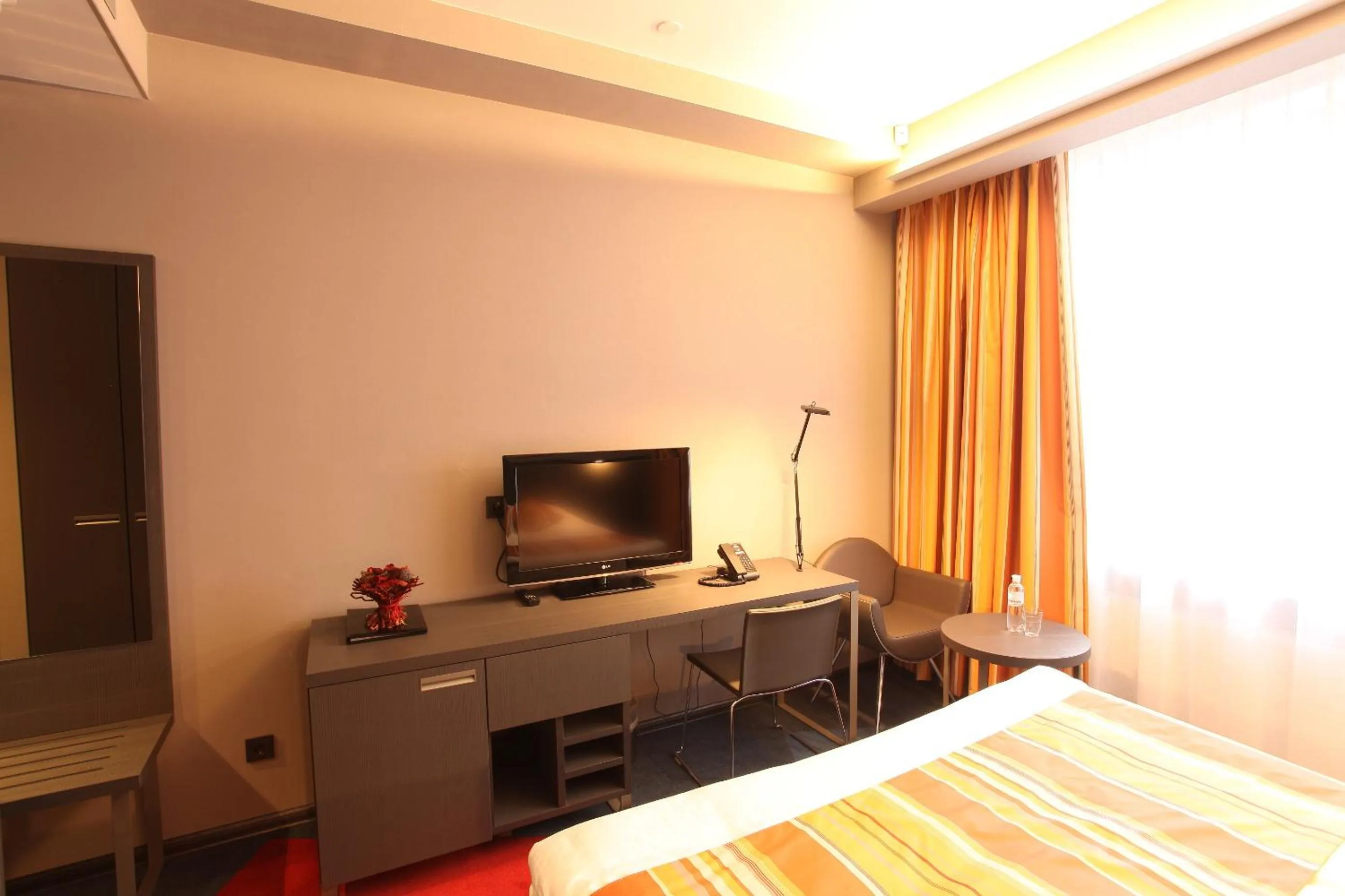 Bedroom, Bed in Mercure Kyiv Congress