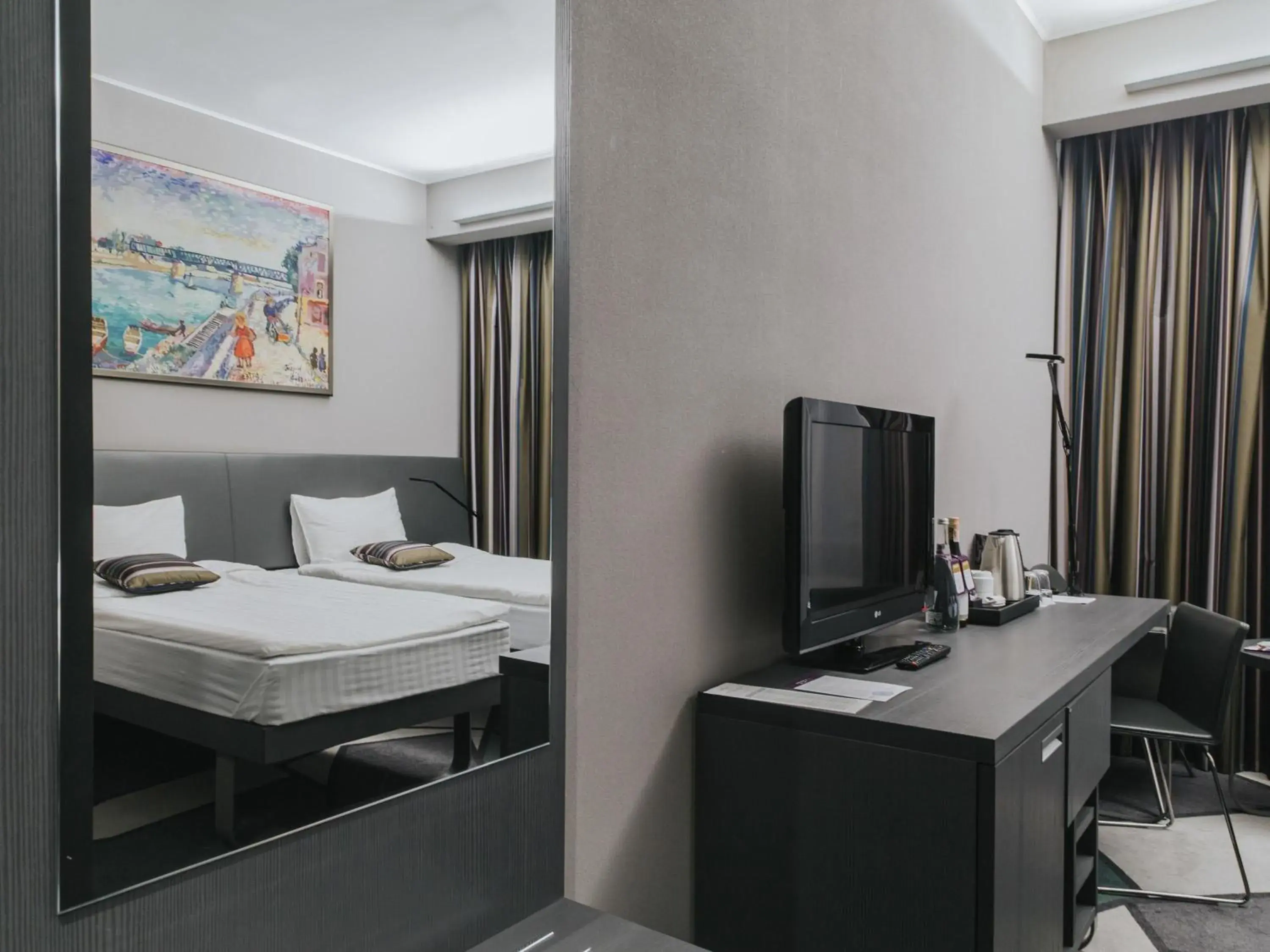 Standard Twin Room in Mercure Kyiv Congress Standard Twin Room in Mercure Kyiv Congress