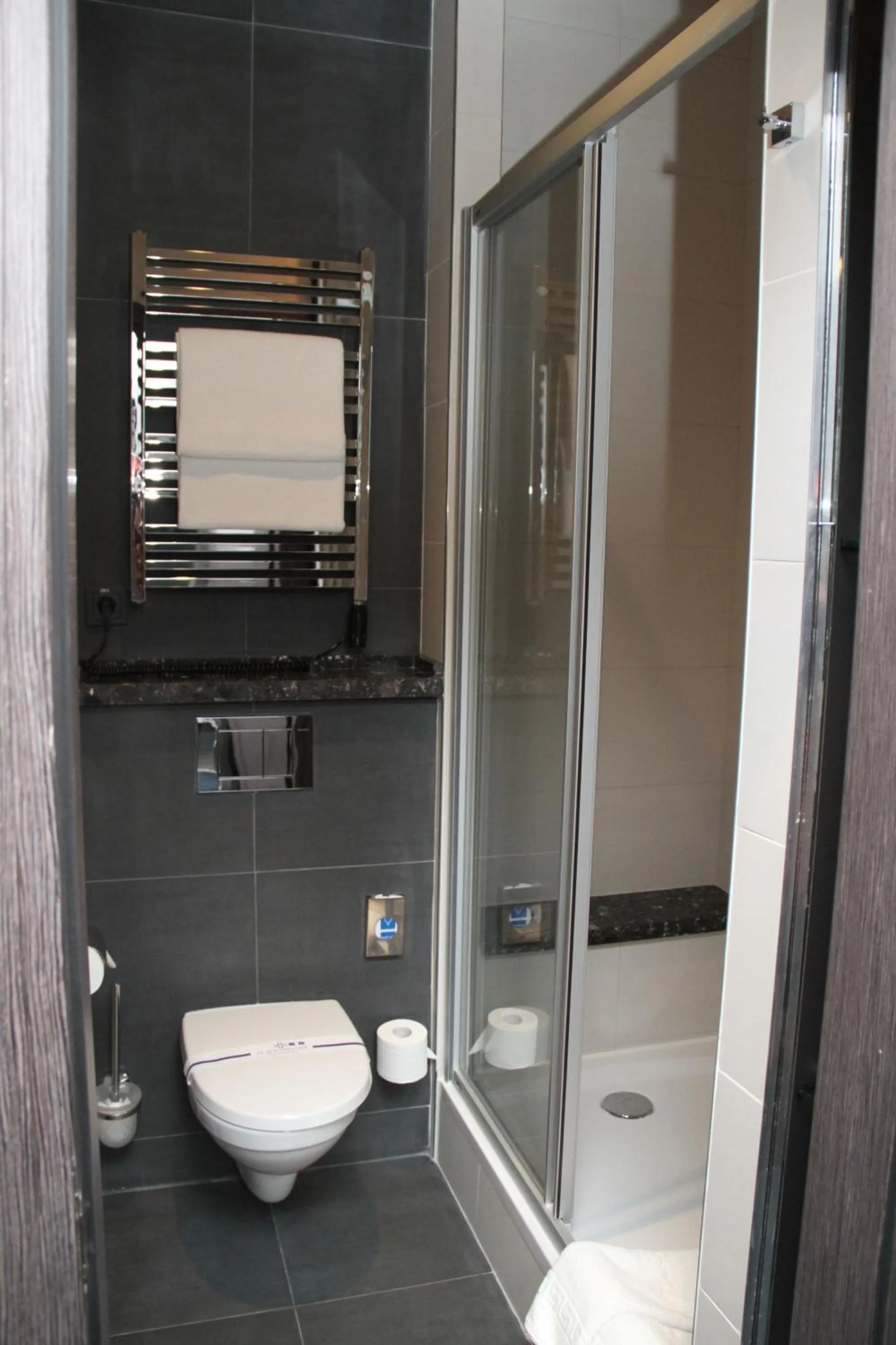 Bathroom in Mercure Kyiv Congress