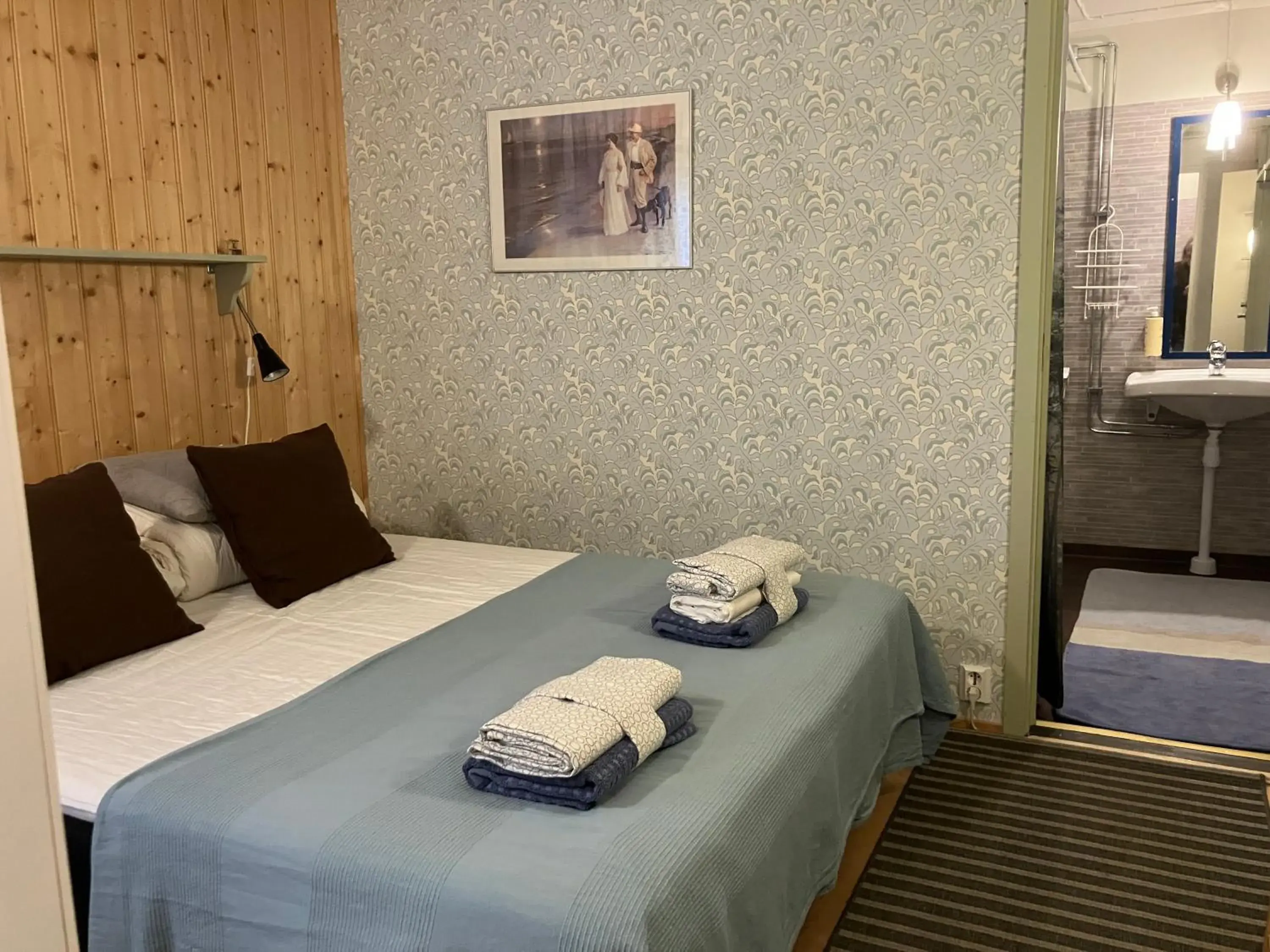 Twin Room with Private Bathroom - single occupancy in Lugnåsberget Ekohotell Twin Room with Private Bathroom - single occupancy in Lugnåsberget Ekohotell