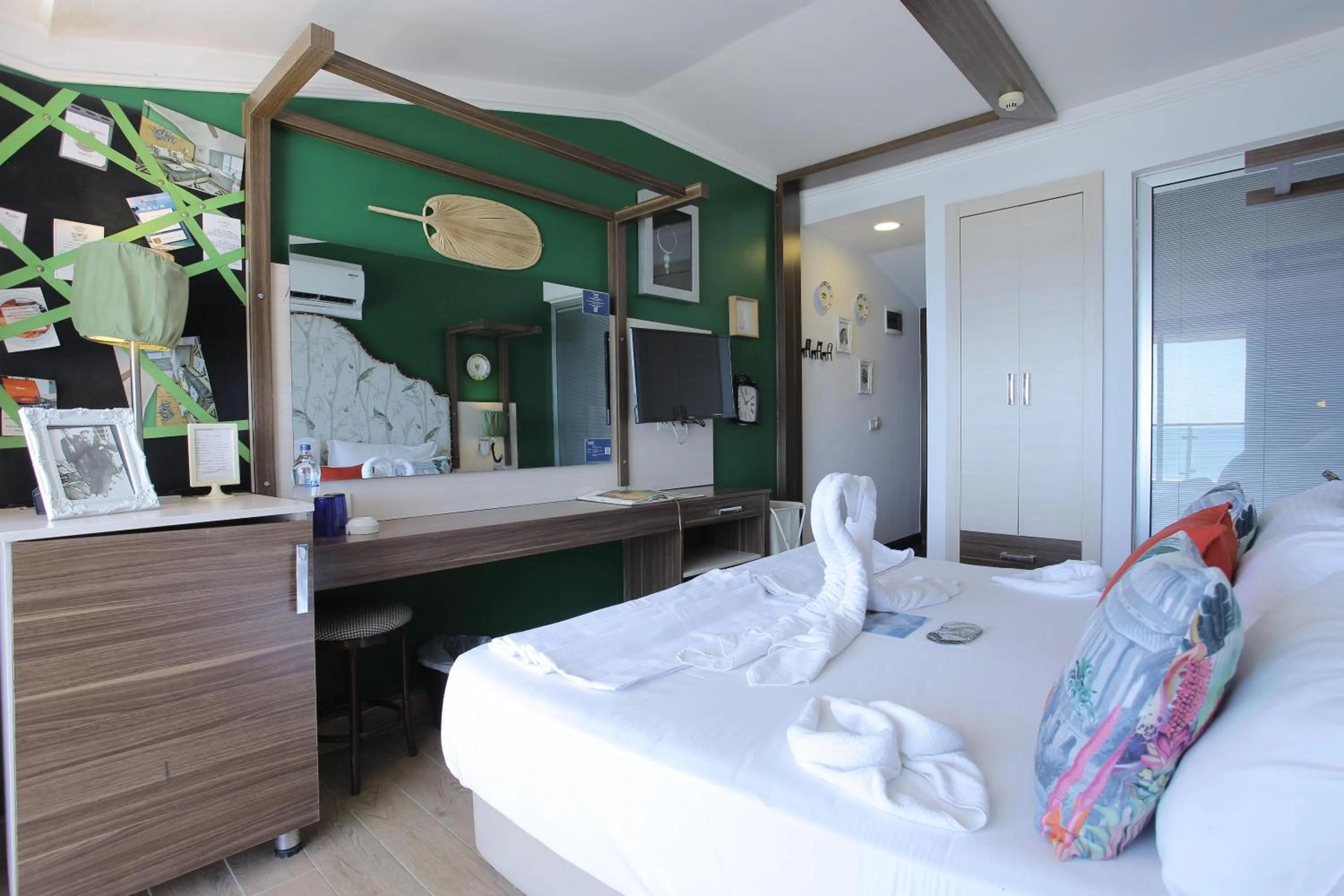 Bed in Anjeliq House Boutique Hotel