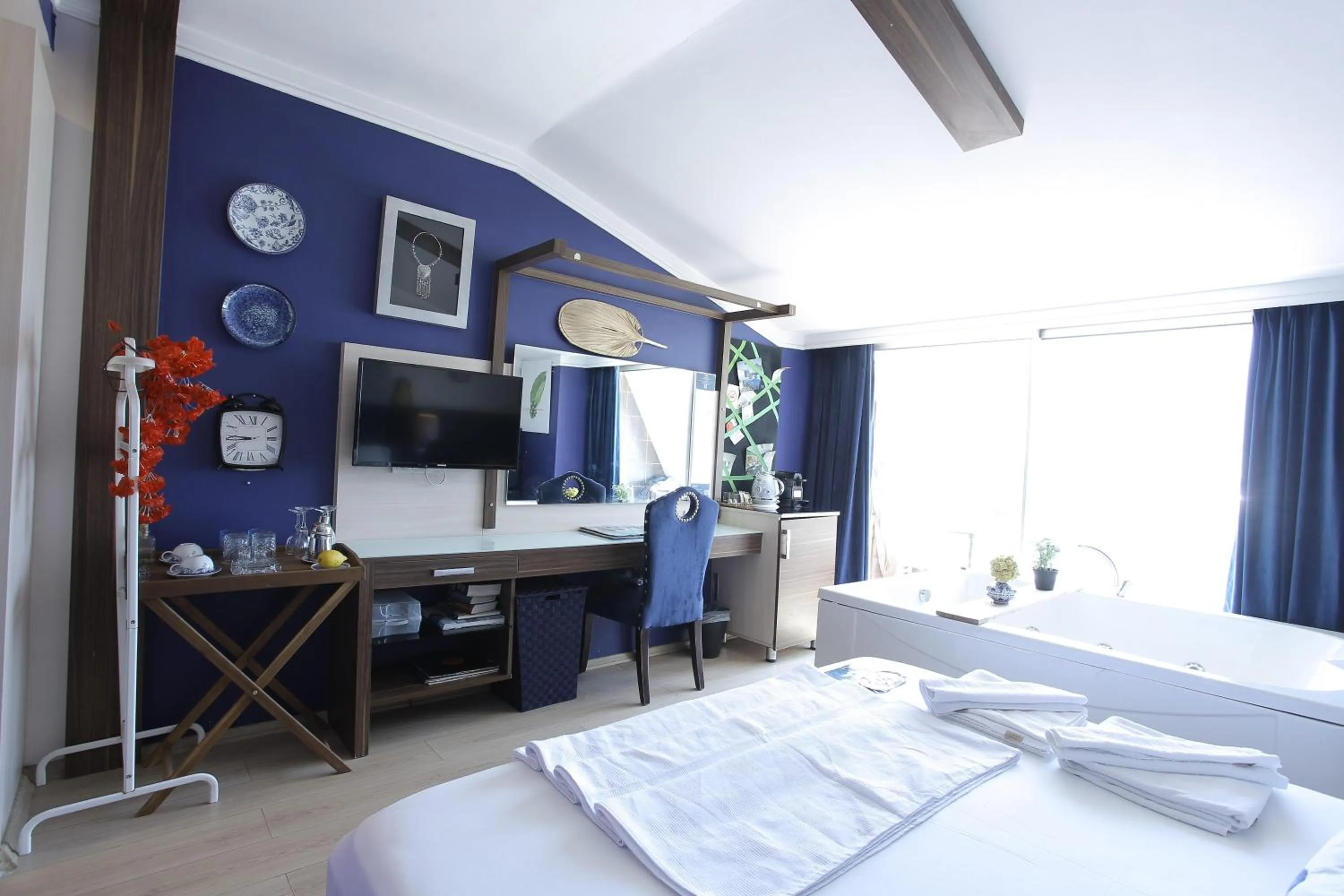 Bed in Anjeliq House Boutique Hotel