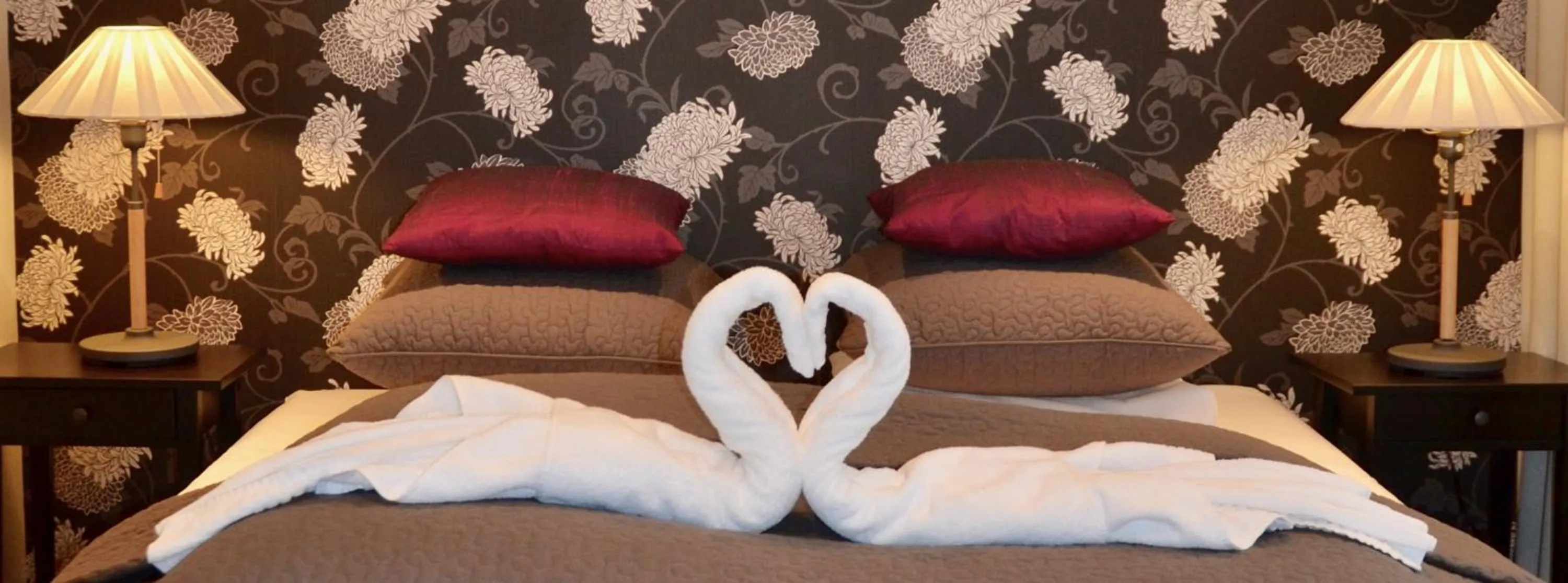 Bed in Reenskaug Hotel