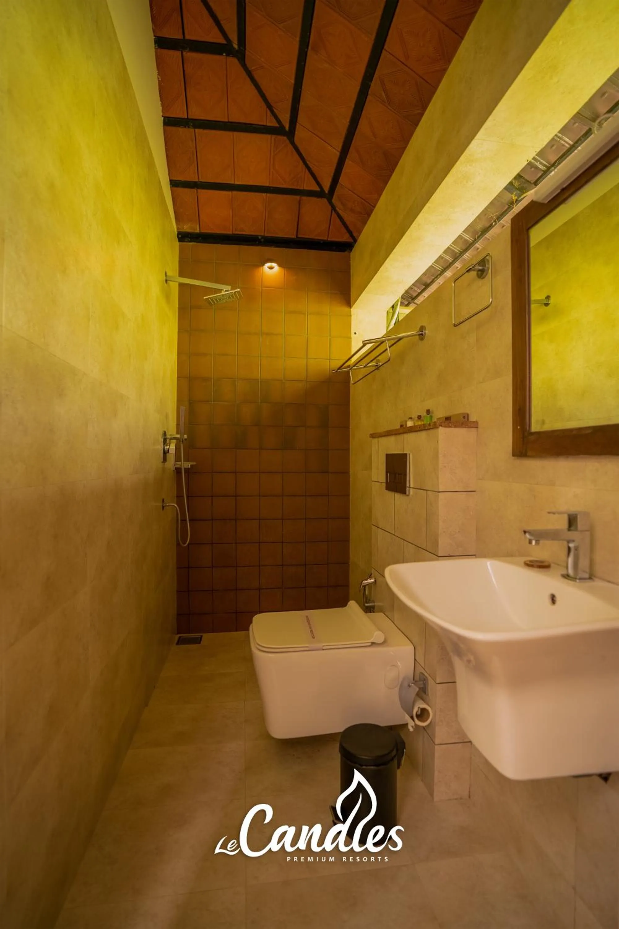 Bathroom in Le Candles Resort