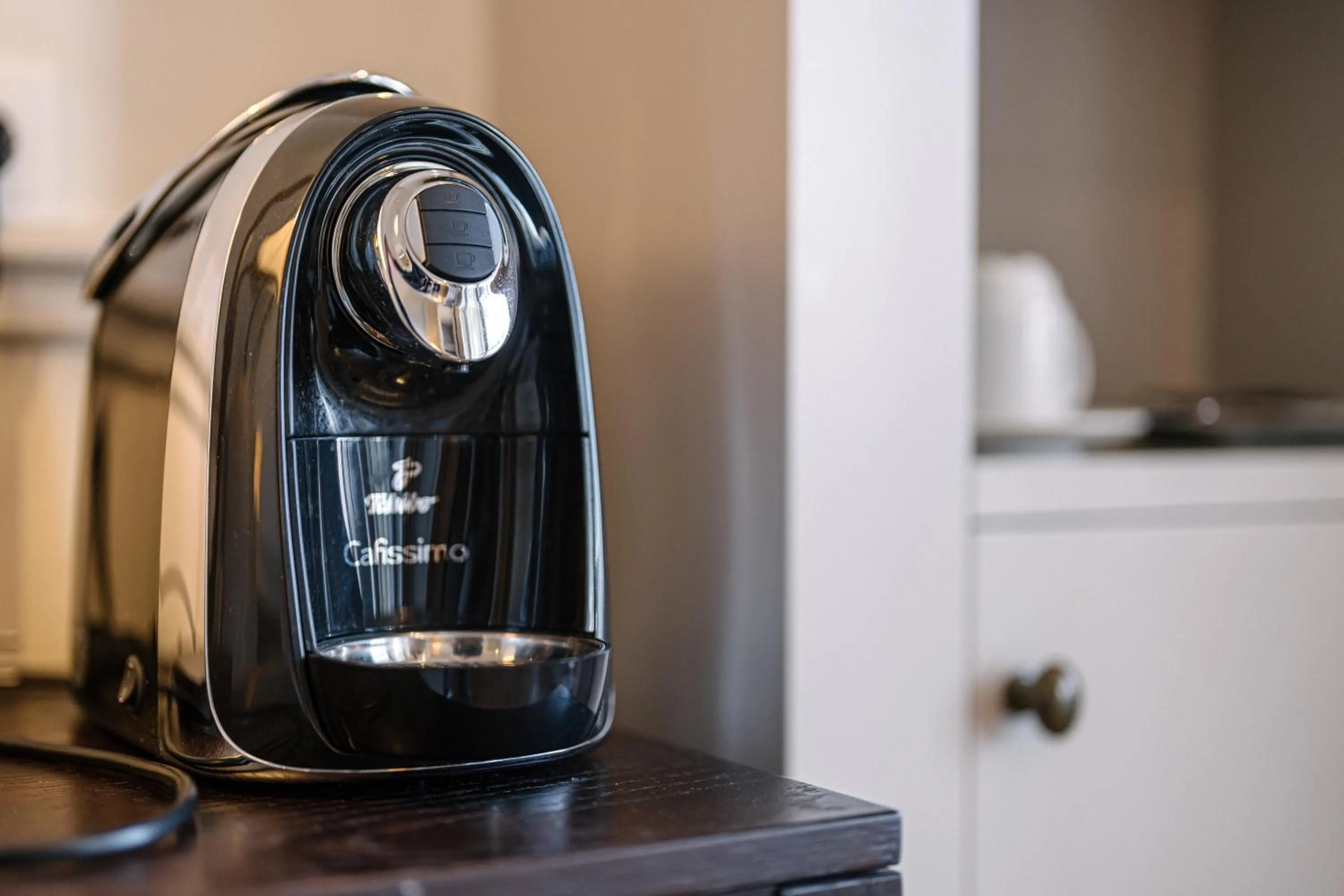 Coffee/tea facilities in Parkhotel Surenburg