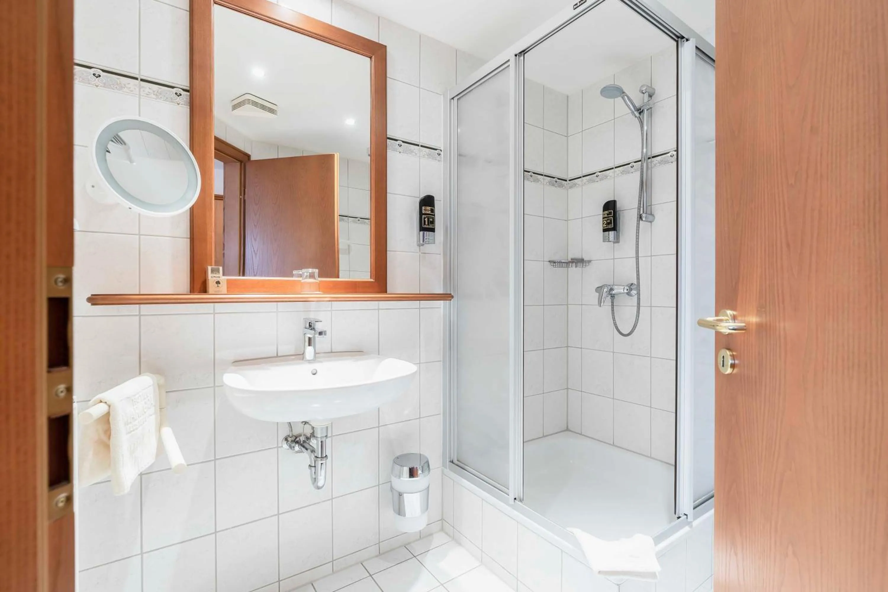 Bathroom in Hotel Markgraf