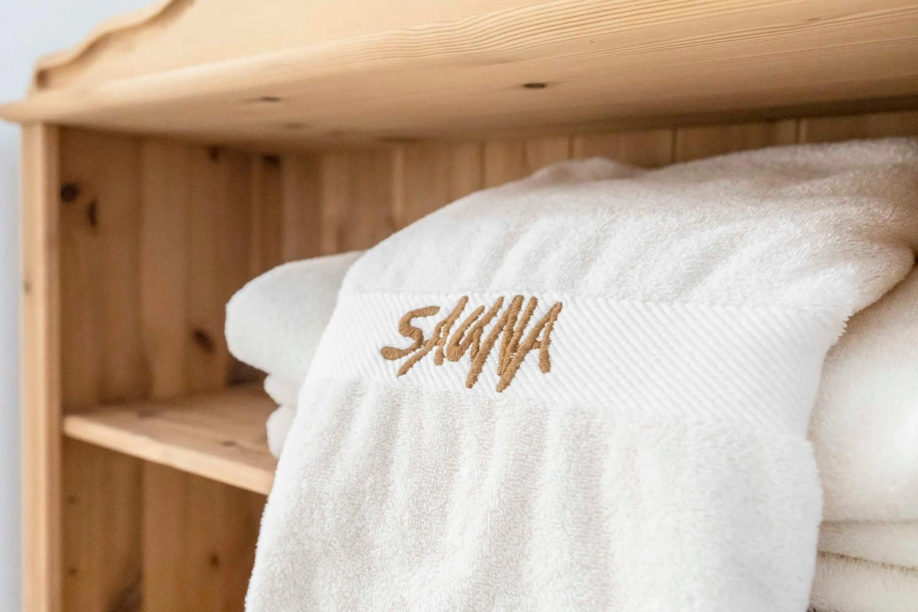 Sauna, Bed in Hotel Markgraf