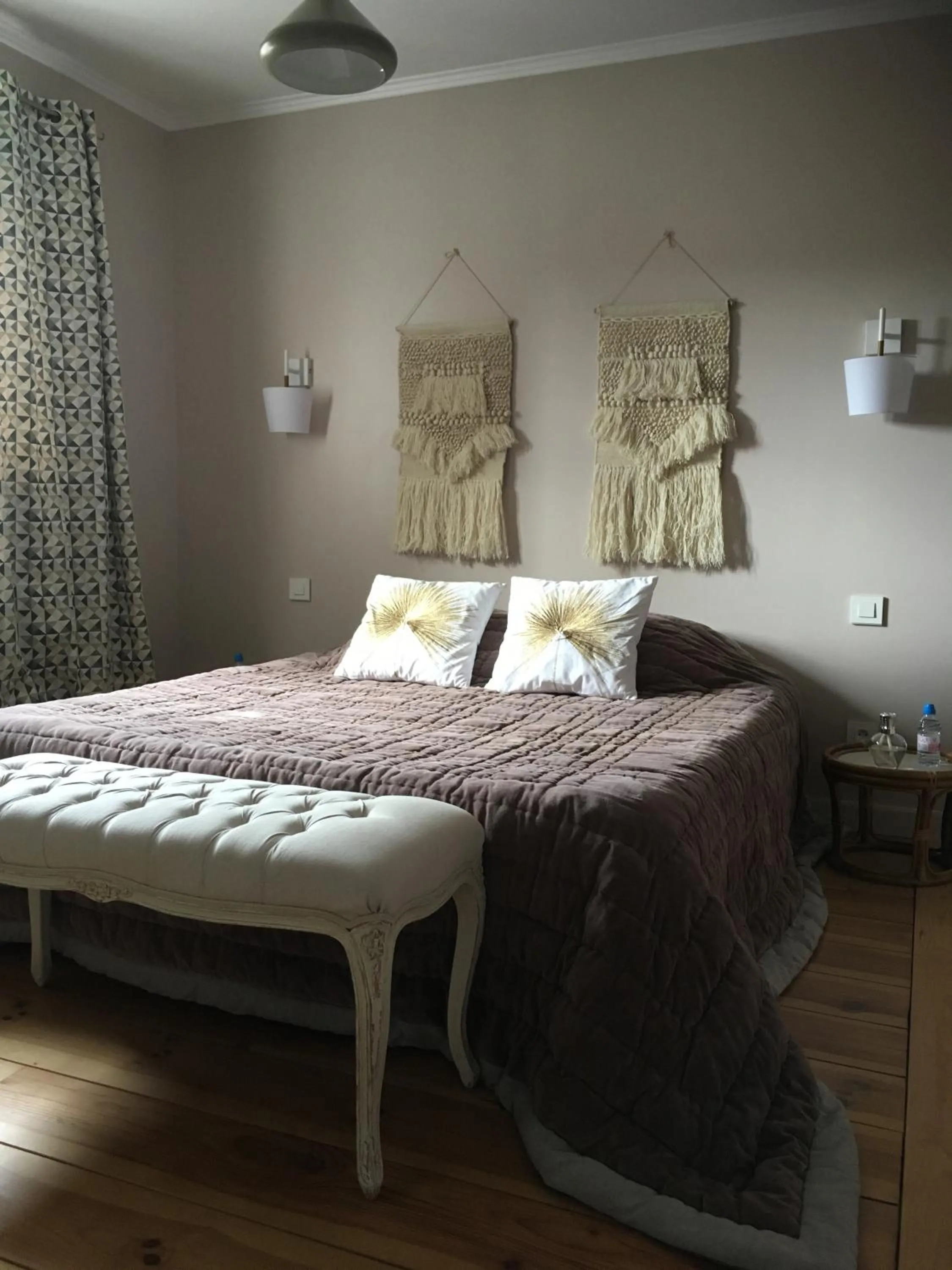 Bed in B&B Les Hauts d'Ornans