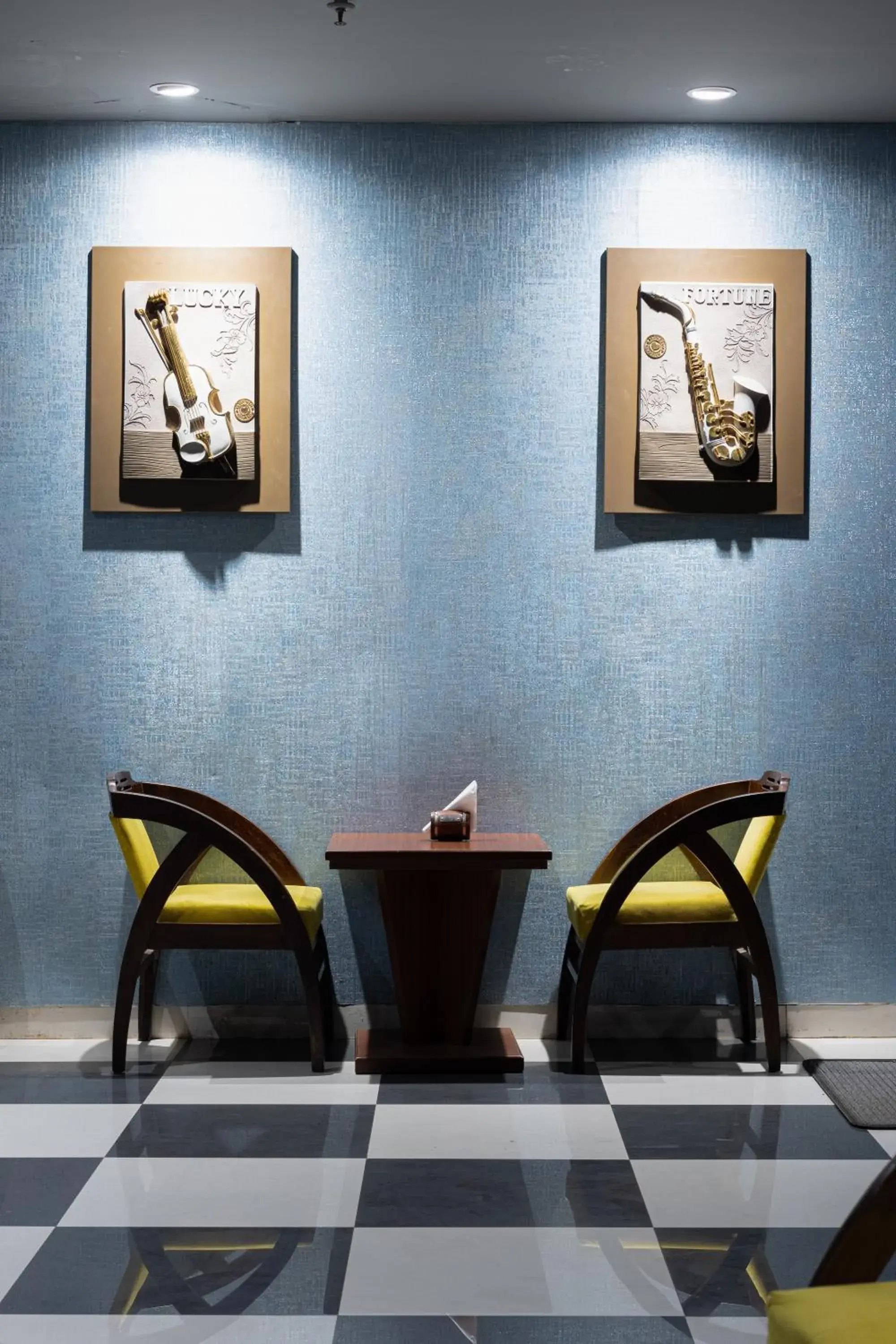 Lounge or bar in Hotel Pal Heights Lounge or bar in Hotel Pal Heights