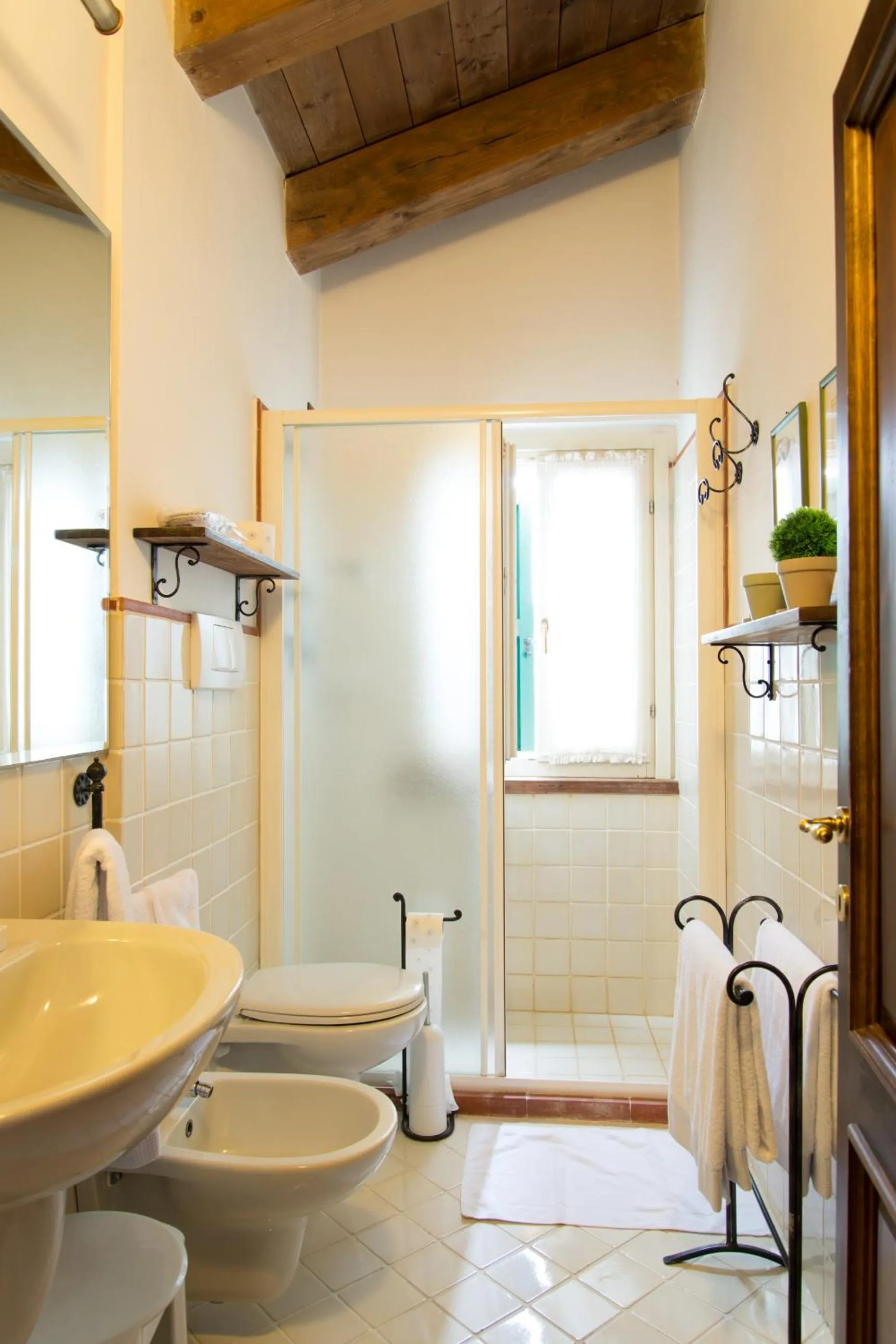 Bathroom in Locanda Antiche Macine