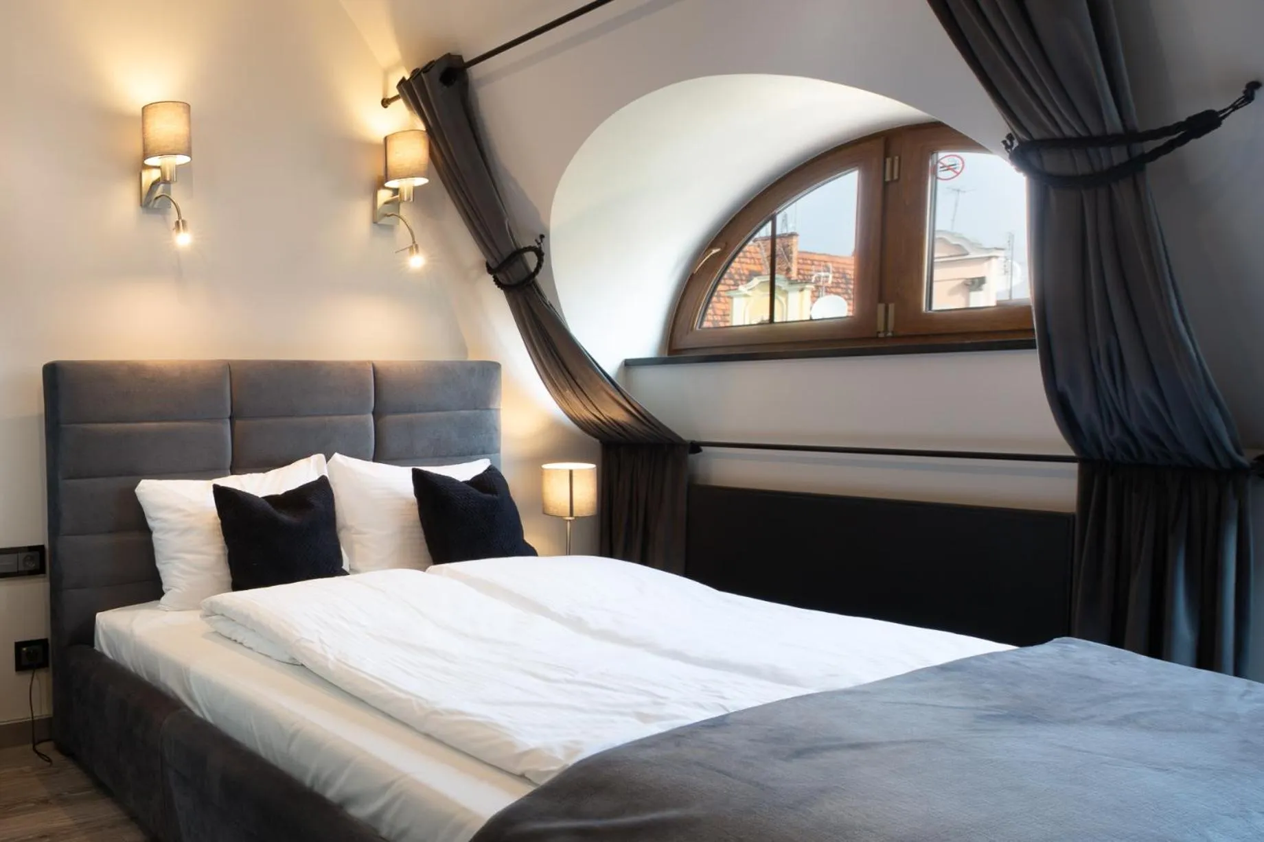 Bed in Aparthotel New Lux