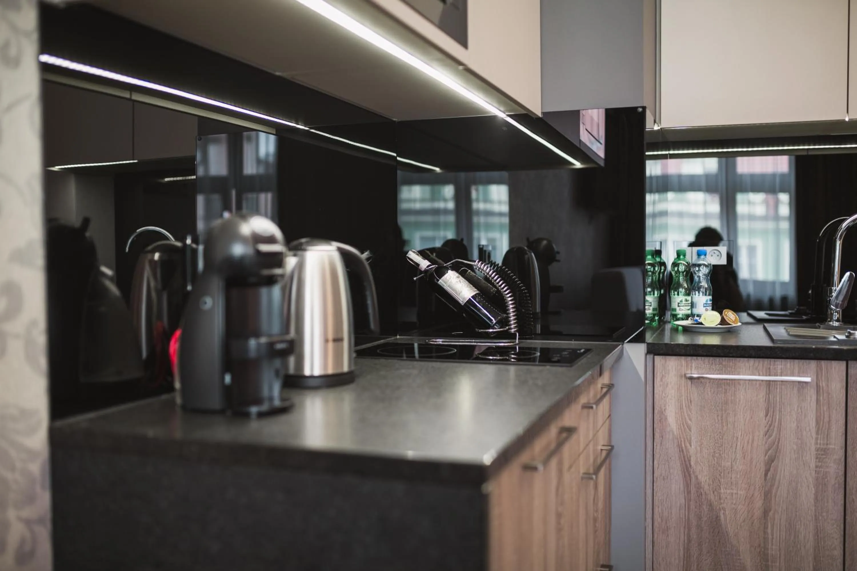 Coffee/tea facilities in Aparthotel New Lux