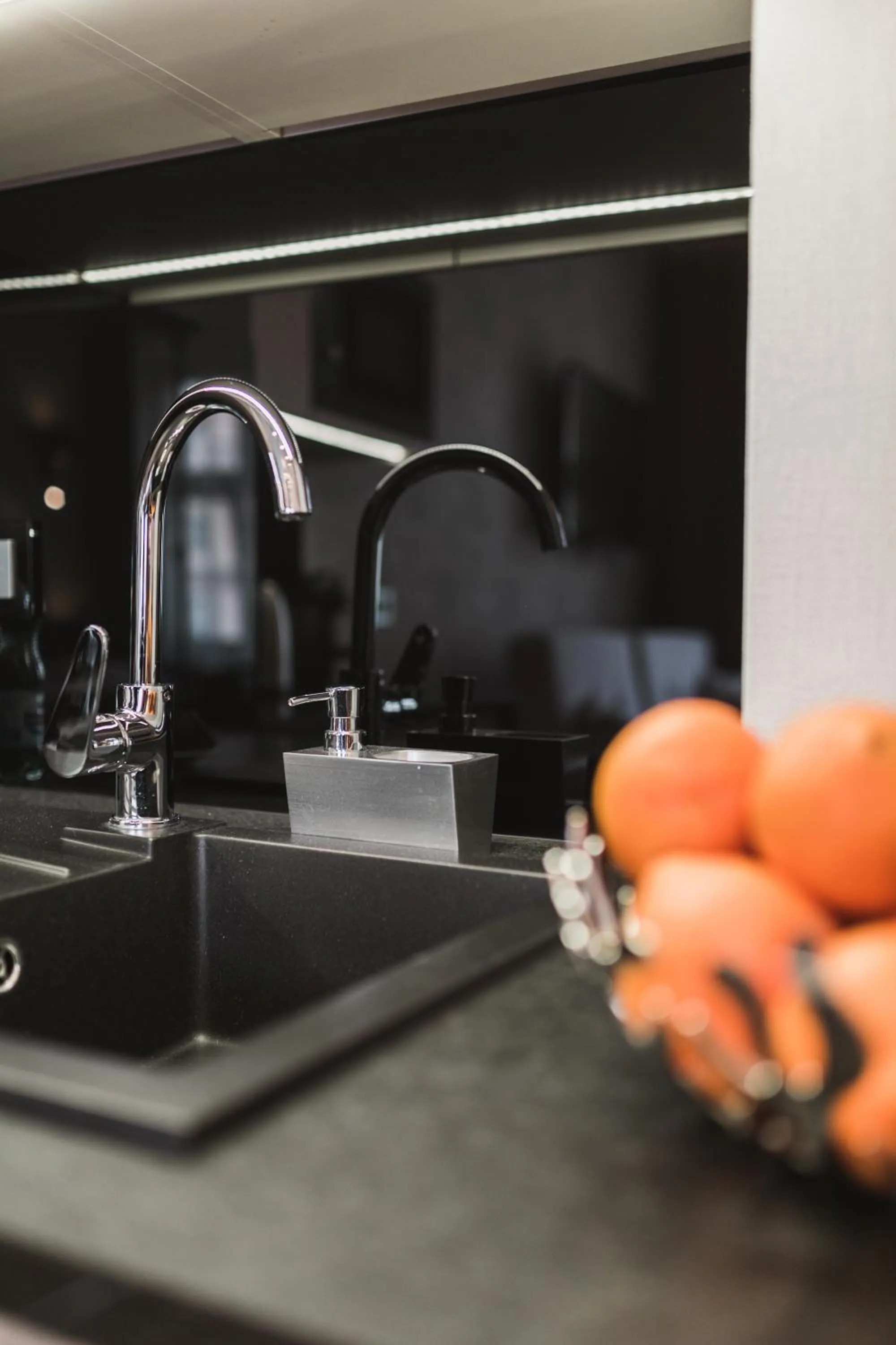 Kitchen or kitchenette in Aparthotel New Lux