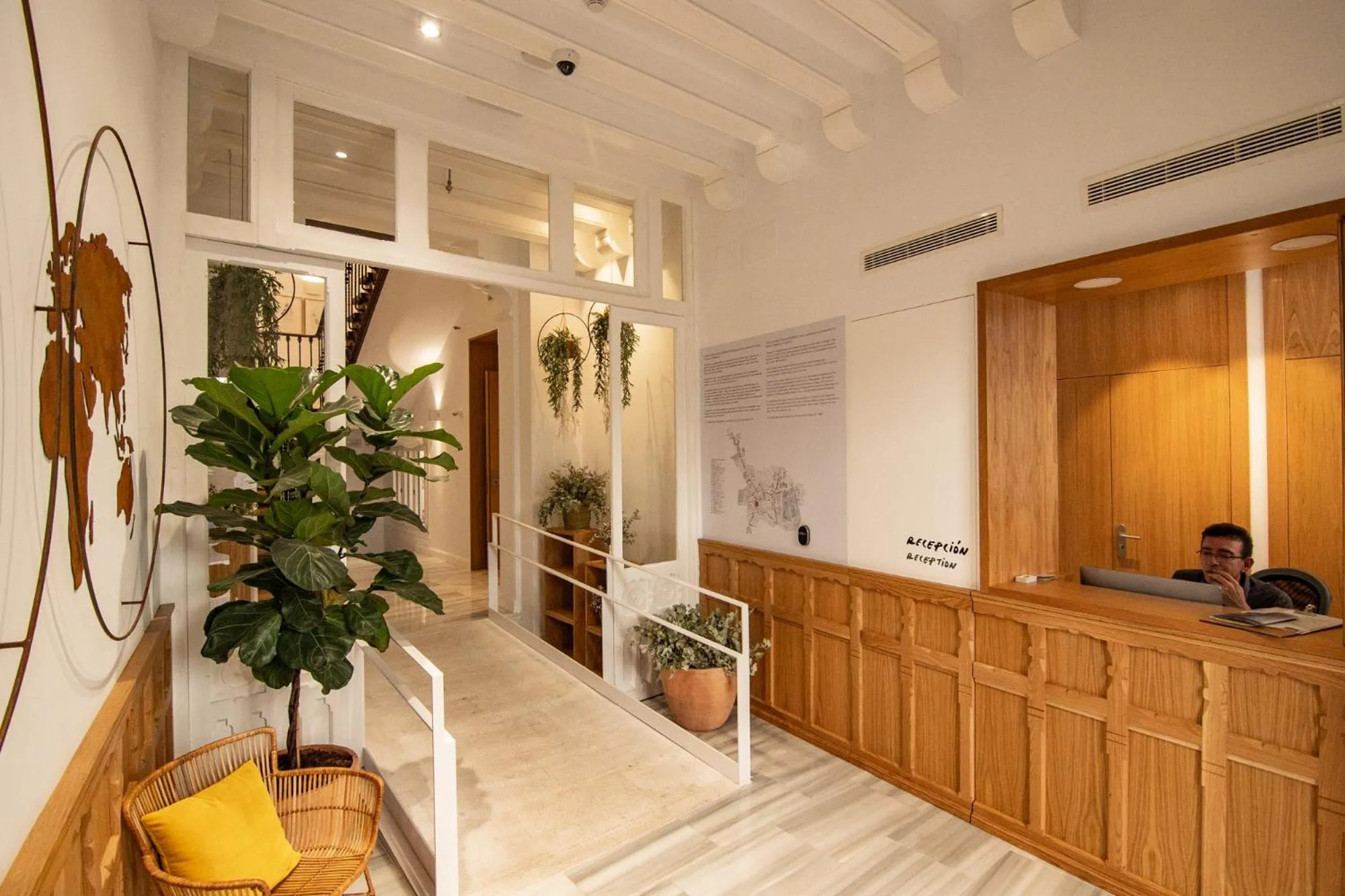 Lobby or reception in Plaza Mayor Suites & Apartments