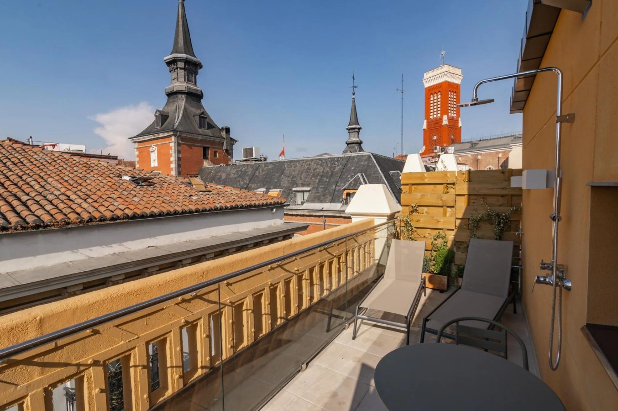 Balcony/Terrace in Plaza Mayor Suites & Apartments