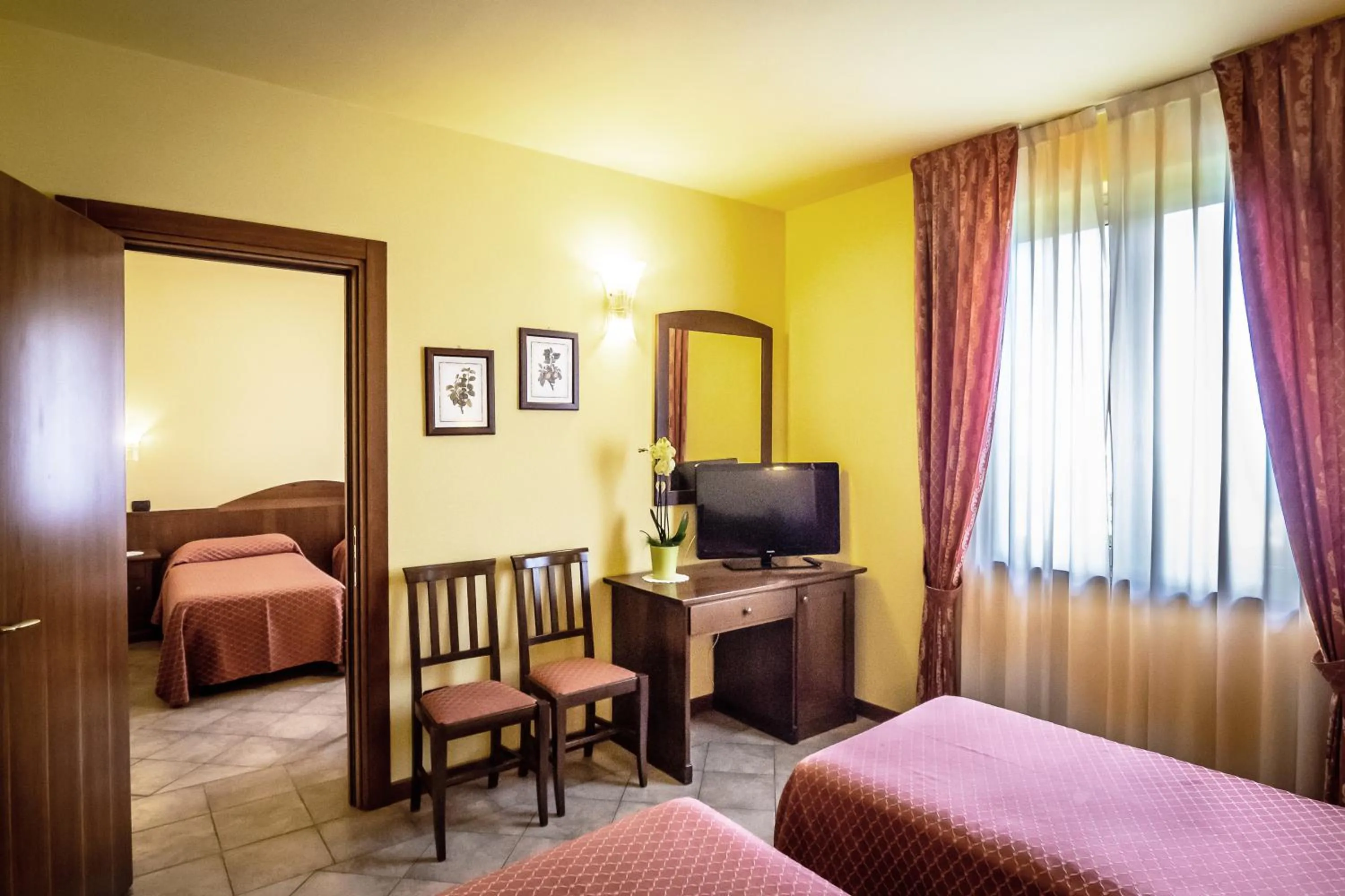 TV and multimedia, Bed in Hotel Al Poggio Verde