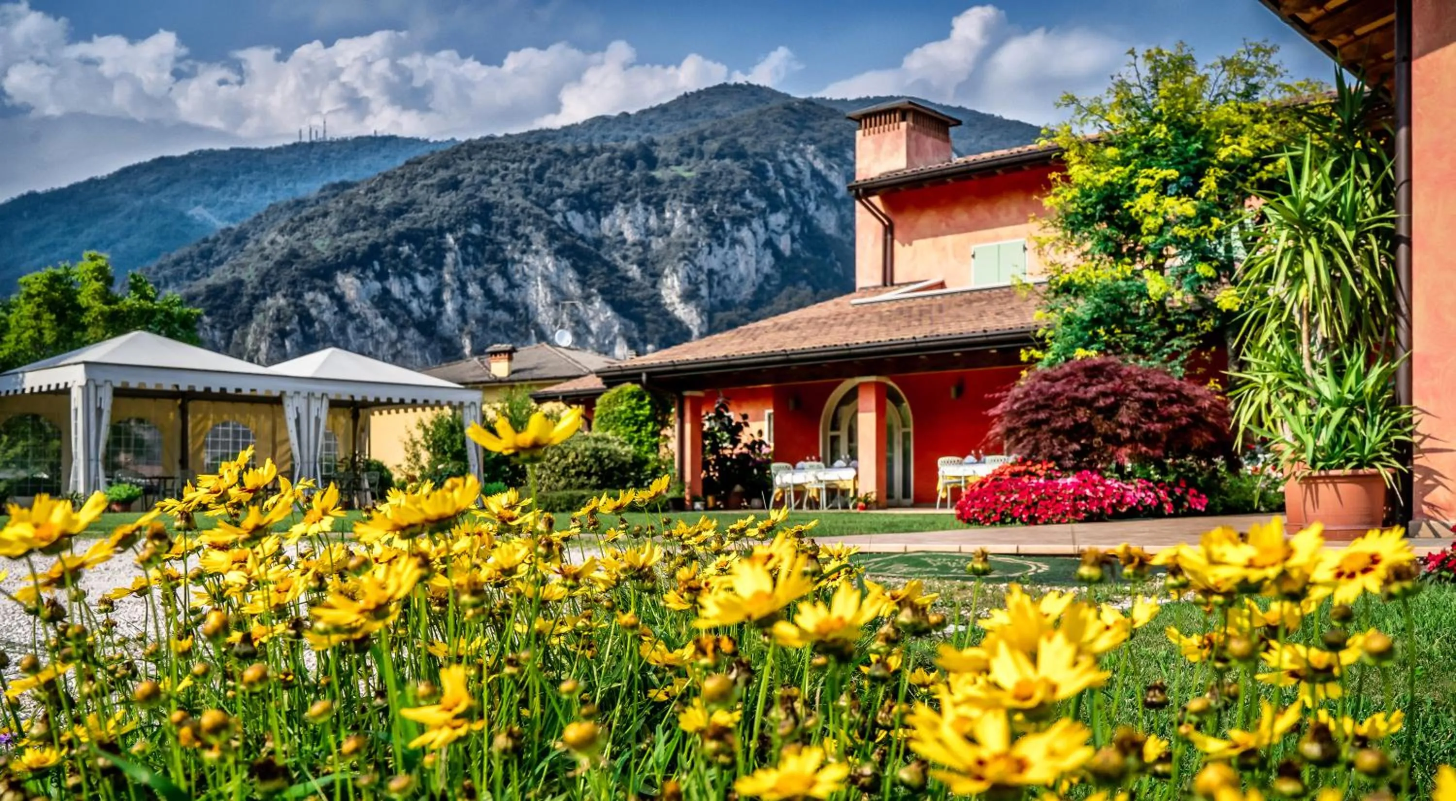 Facade/entrance in Hotel Al Poggio Verde