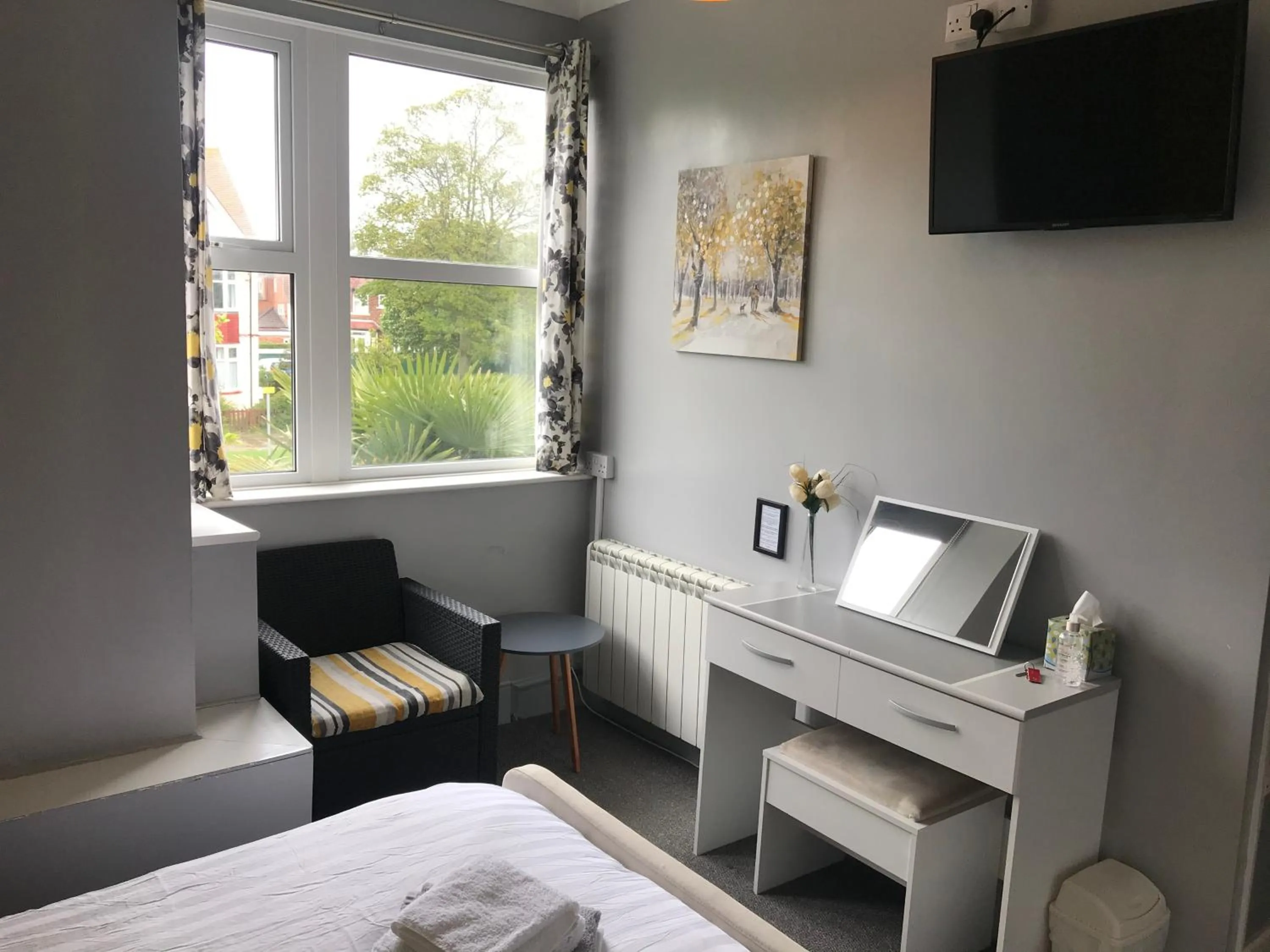 Bedroom, Bed in The Craigside