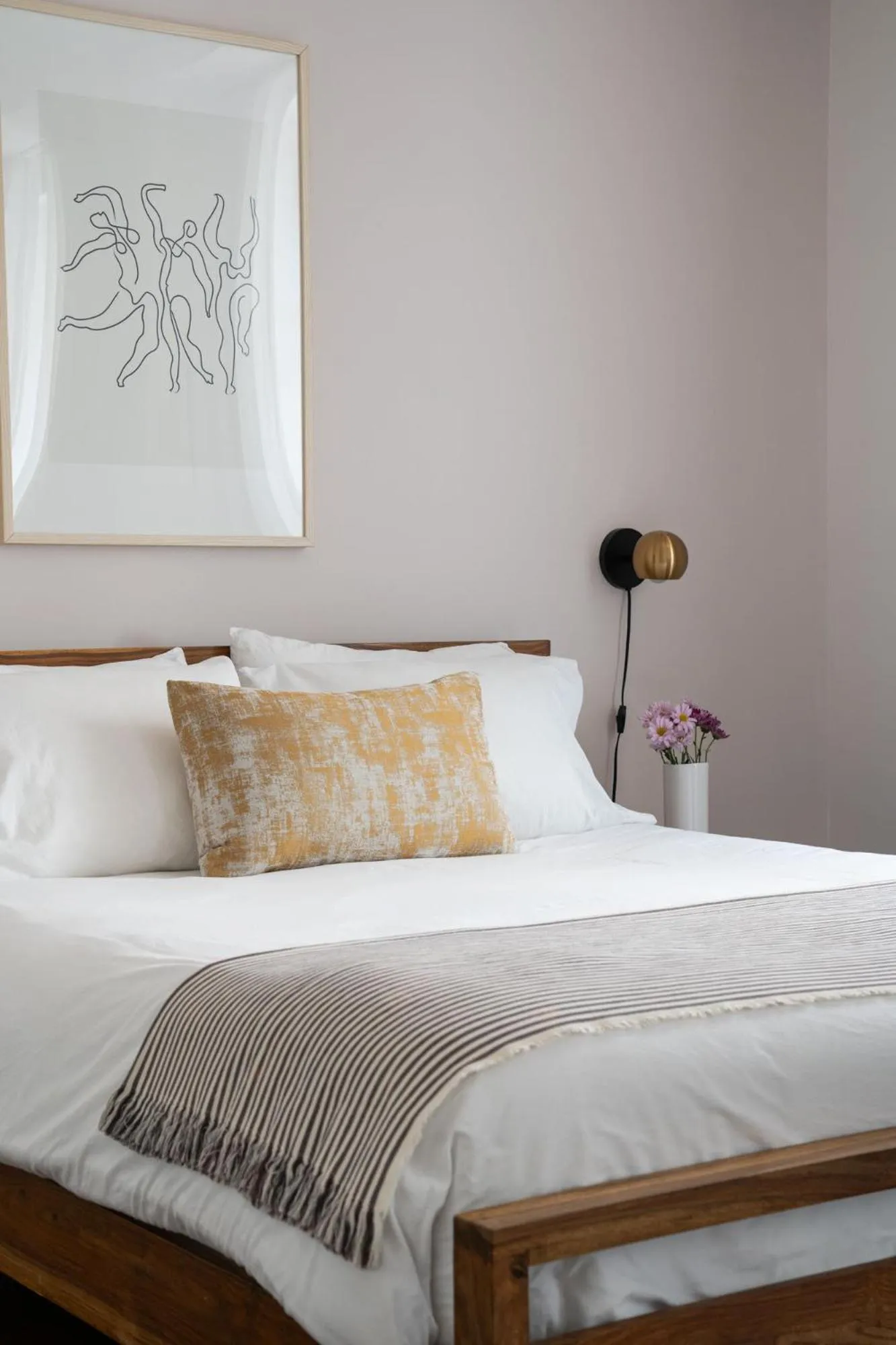 Bed in Maison Saint-Vincent By Maisons & co