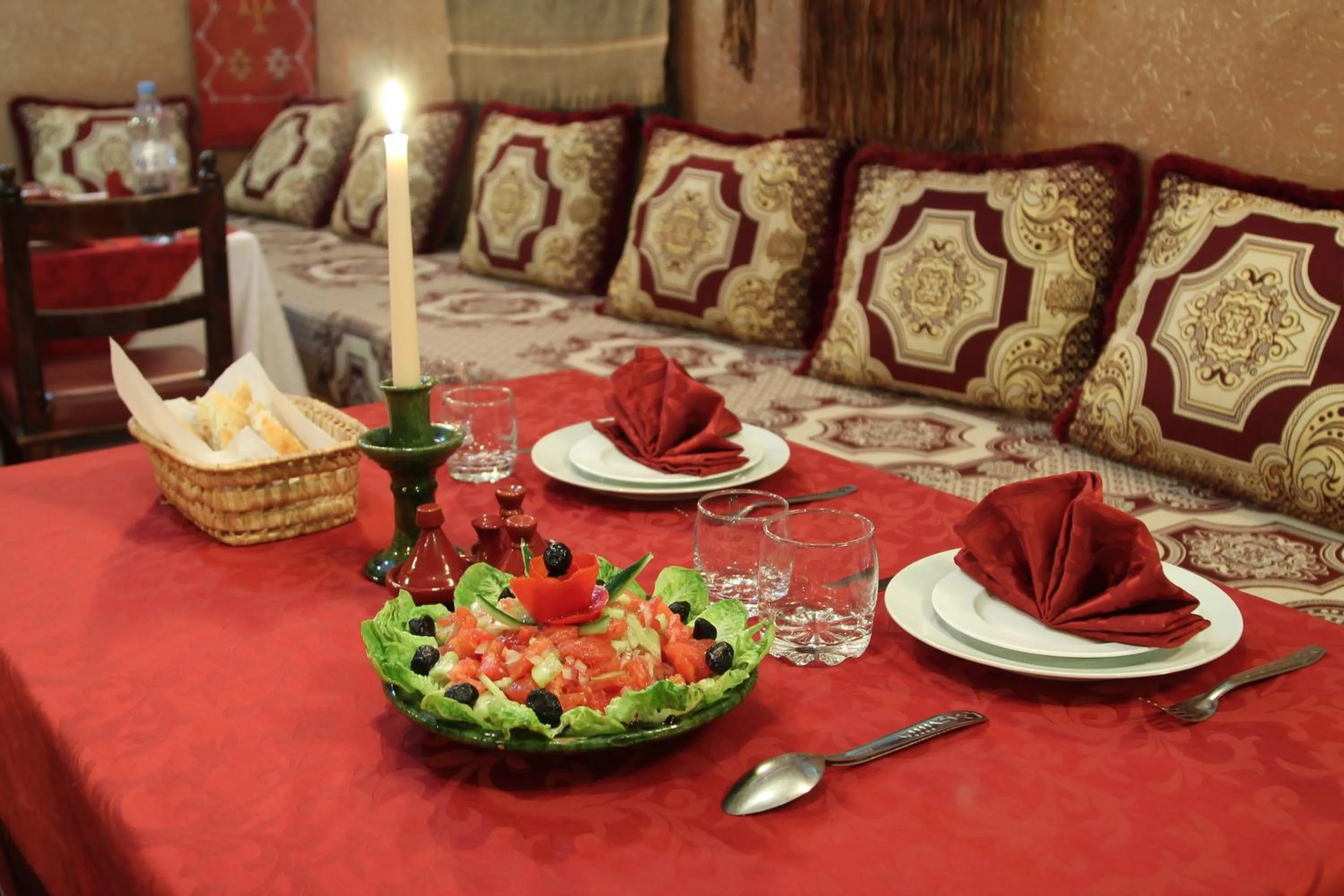 Food in Kasbah Valentine