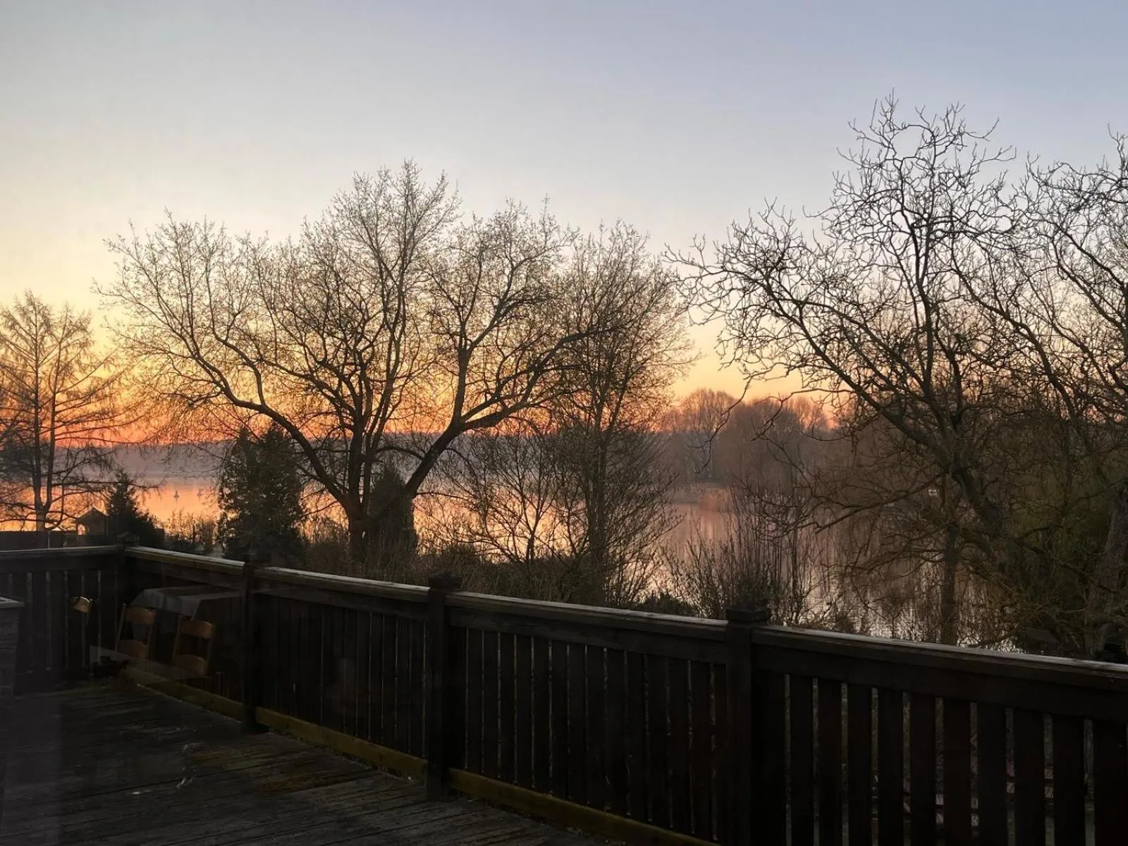 Day in Riverside Inn