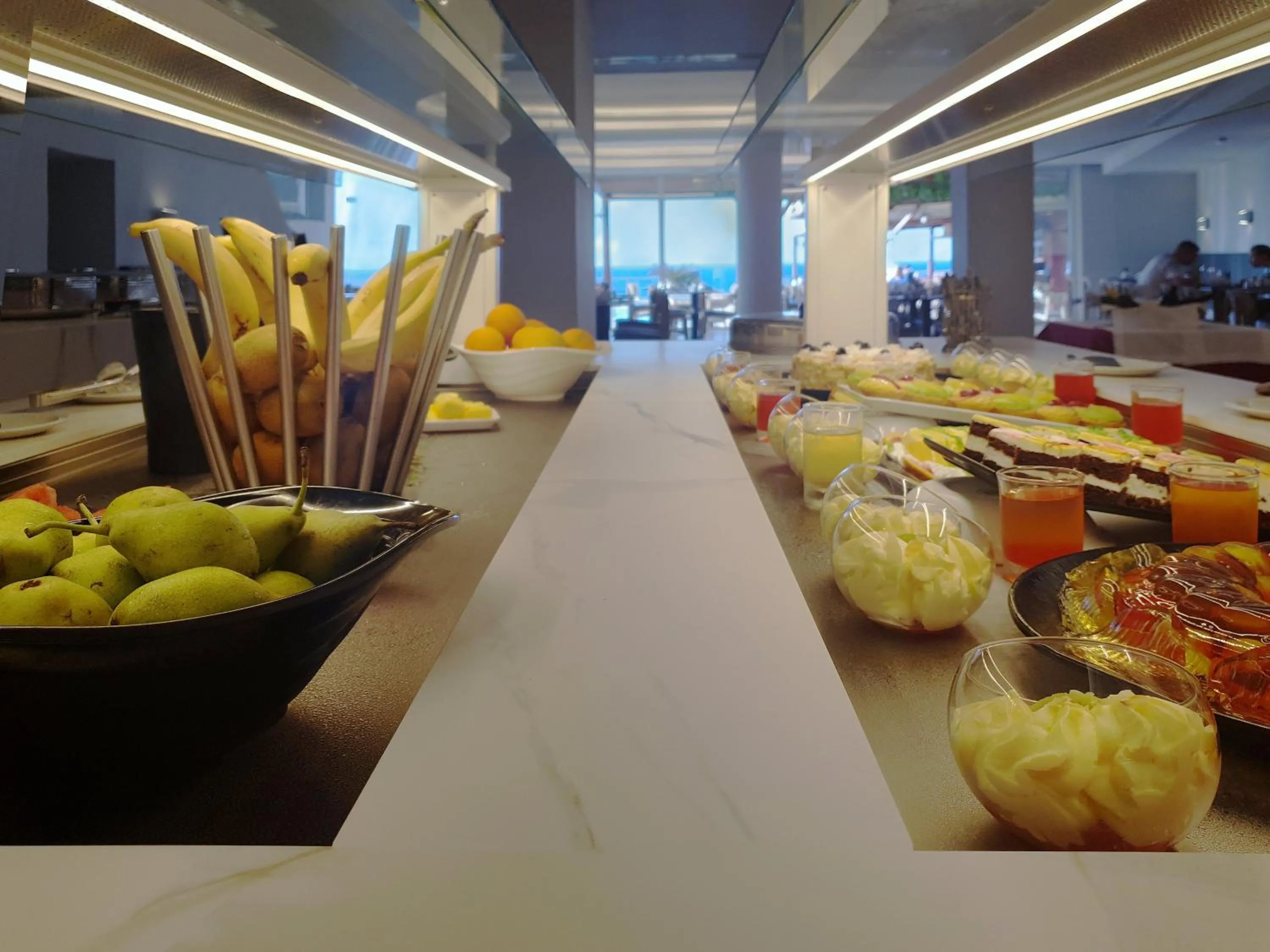 Restaurant/places to eat in Tsamis Zante Suites