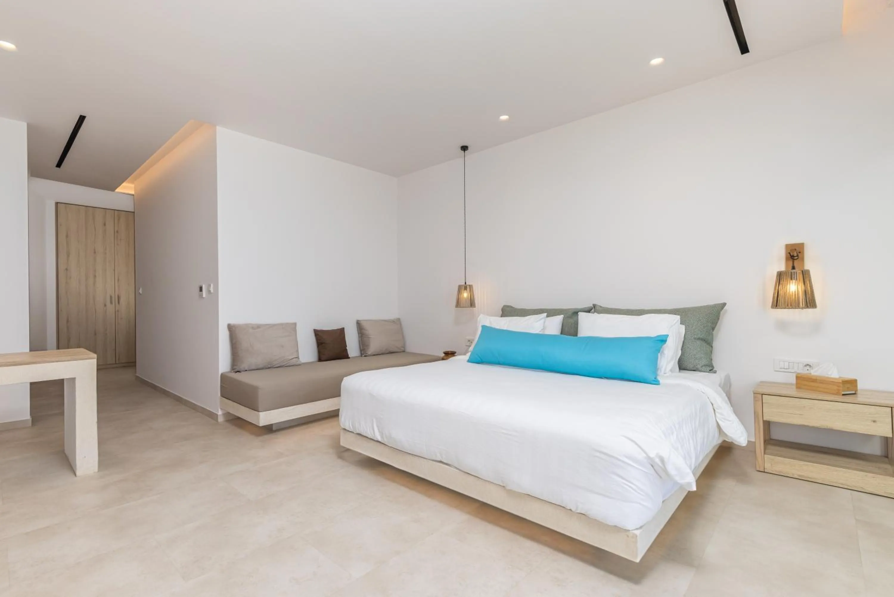 Photo of the whole room, Bed in Tsamis Zante Suites