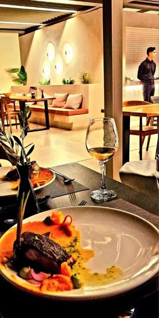 Restaurant/places to eat in Tsamis Zante Suites Restaurant/places to eat in Tsamis Zante Suites