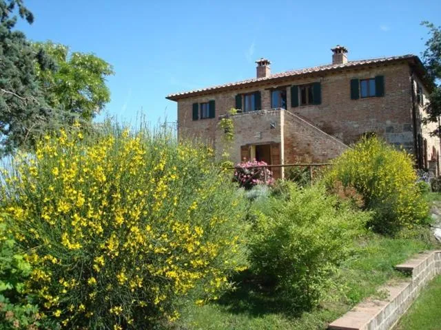 Facade/entrance in Al Giardino Degli Etruschi
