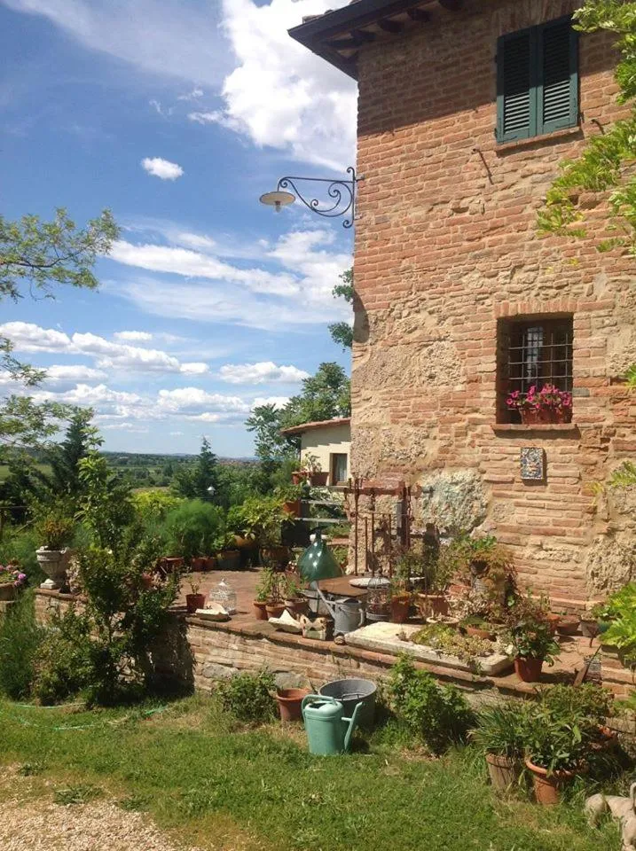 Property building in Al Giardino Degli Etruschi