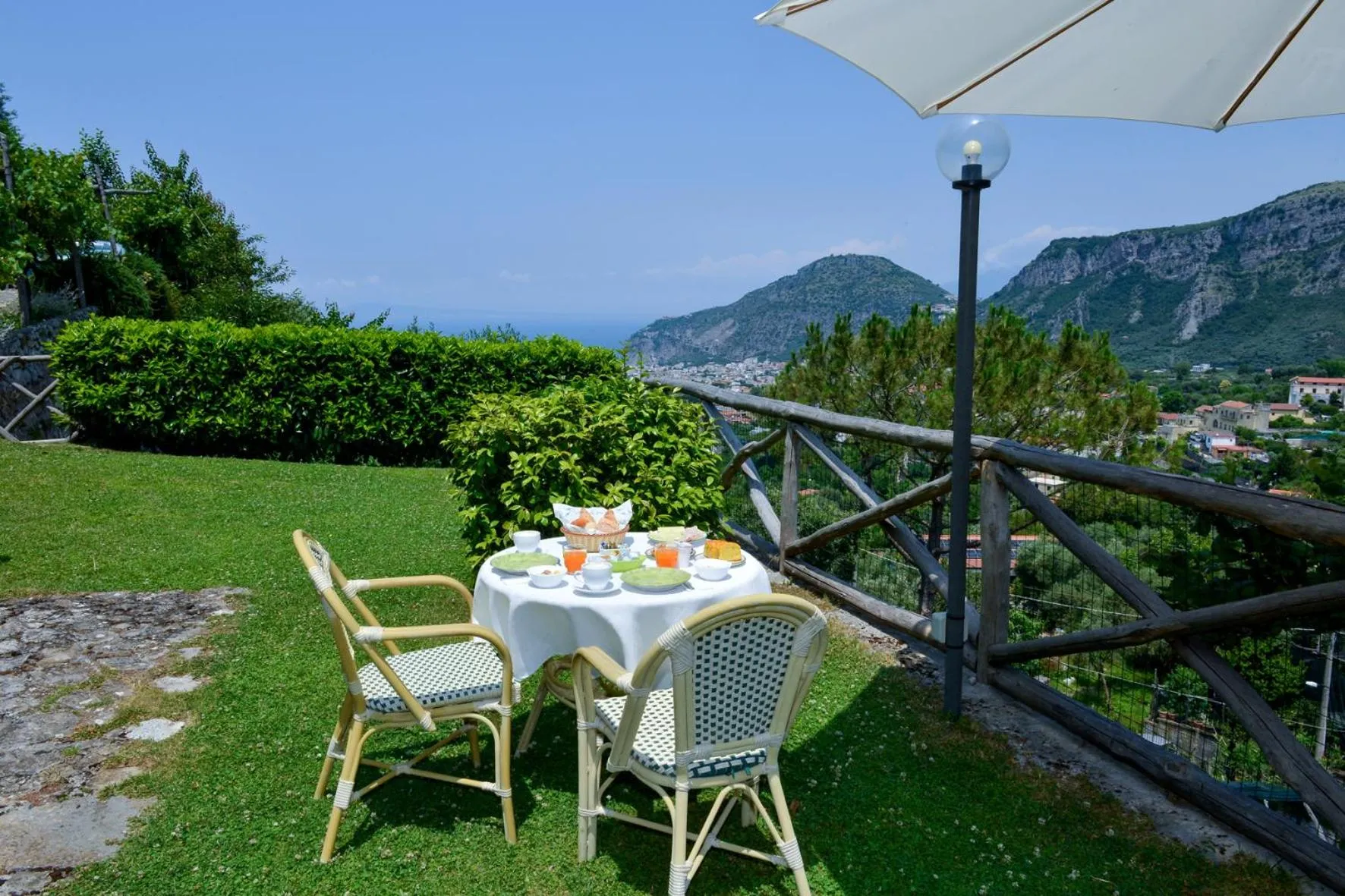 Patio in Villevieille