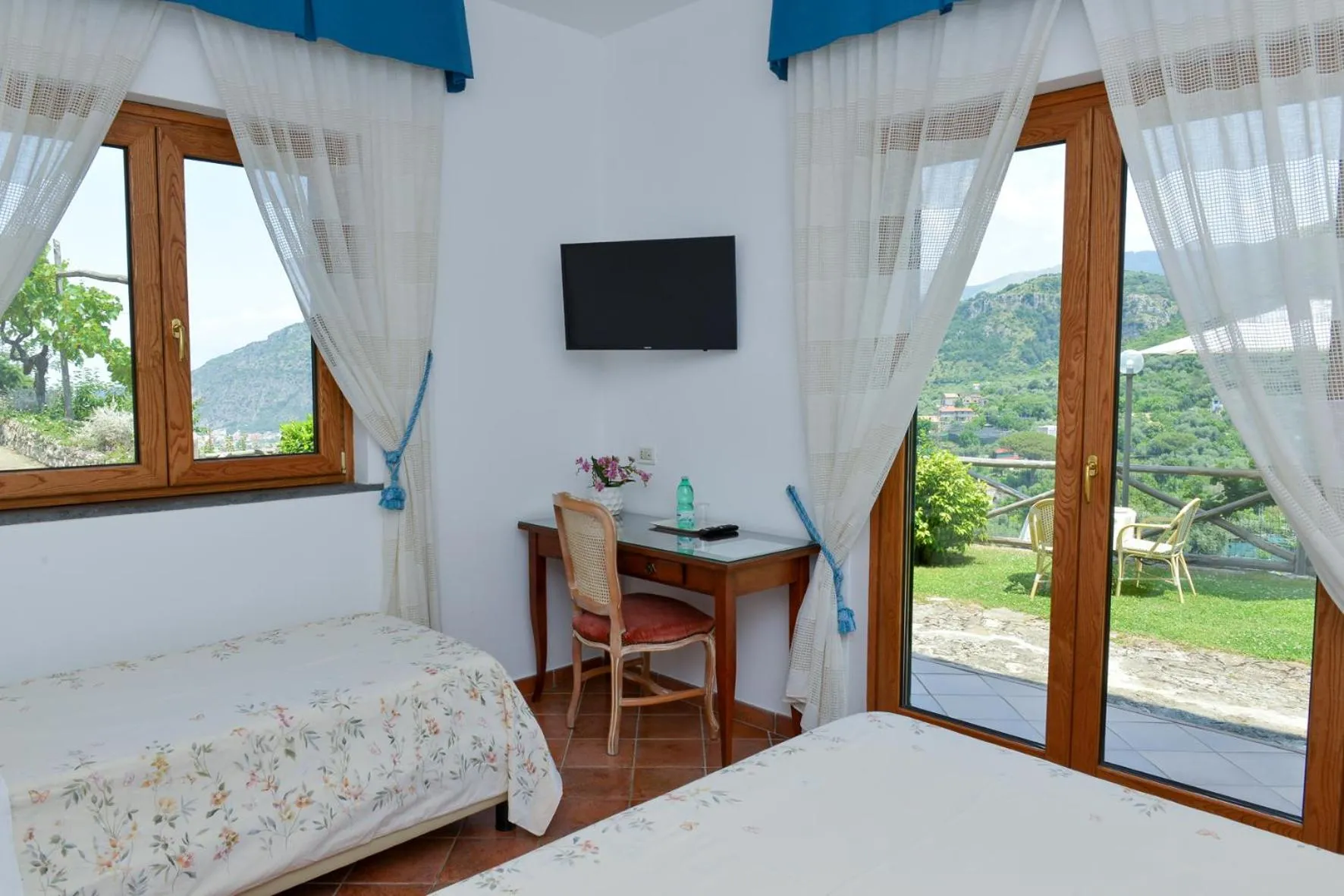 Bed in Villevieille