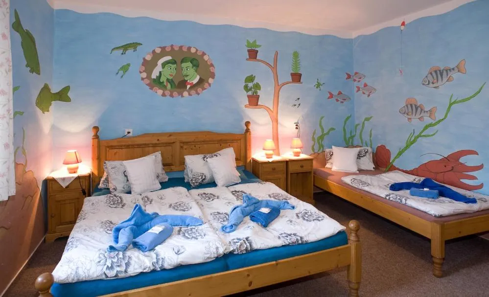 Bed in Borovansky mlyn