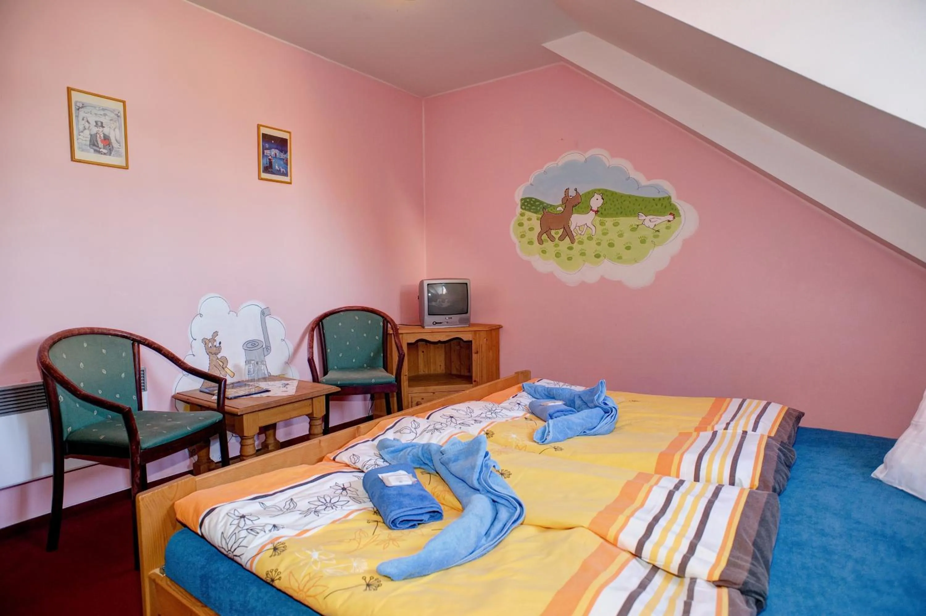 Bed in Borovansky mlyn