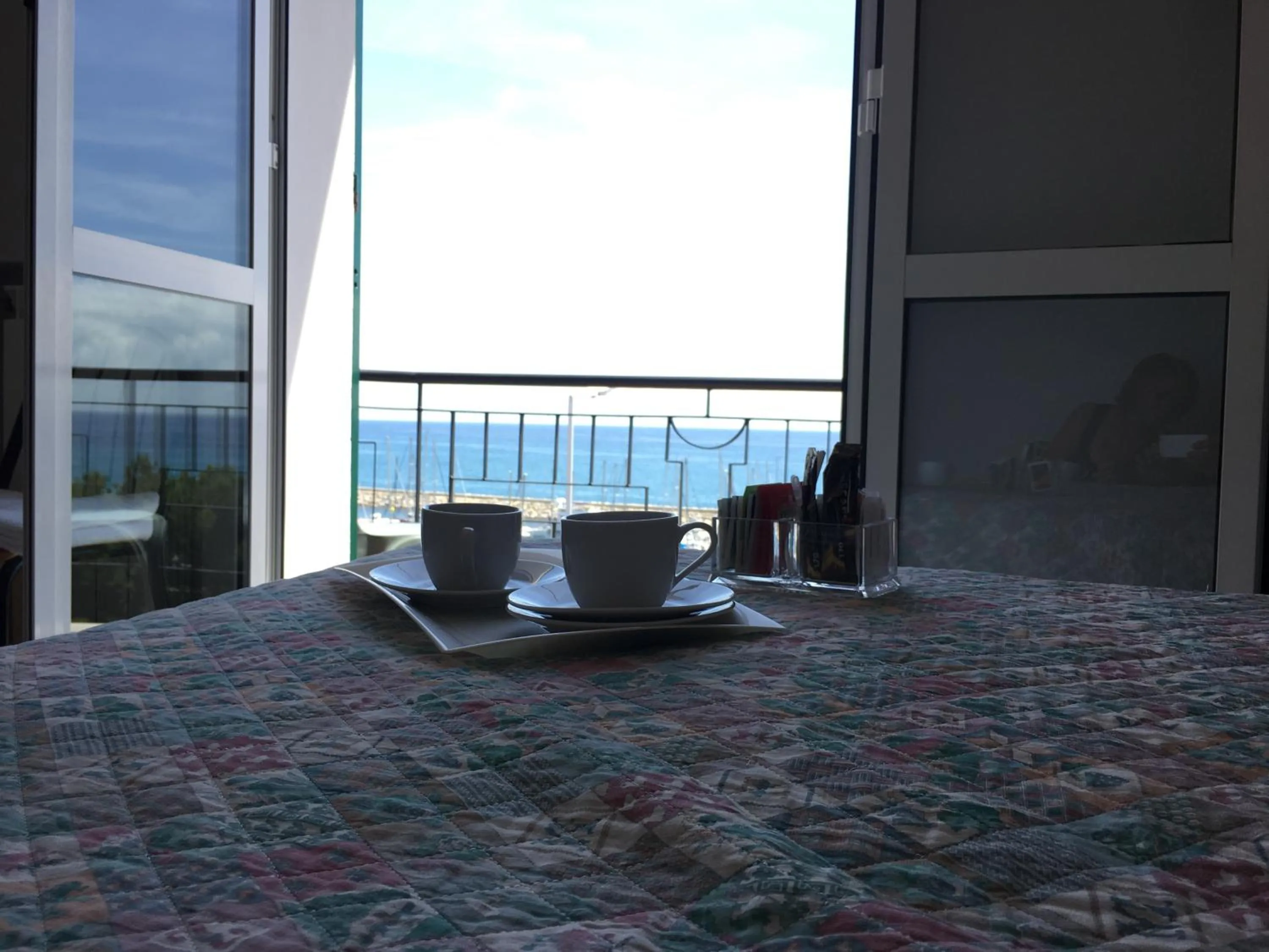 Triple Room with Sea View in Baia dei Gabbiani
