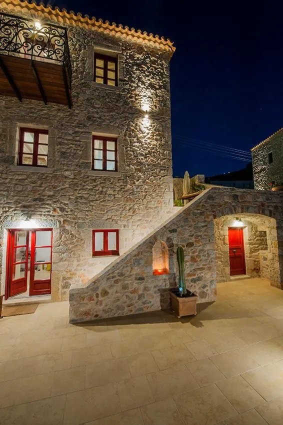 Property building in Limeni Villa