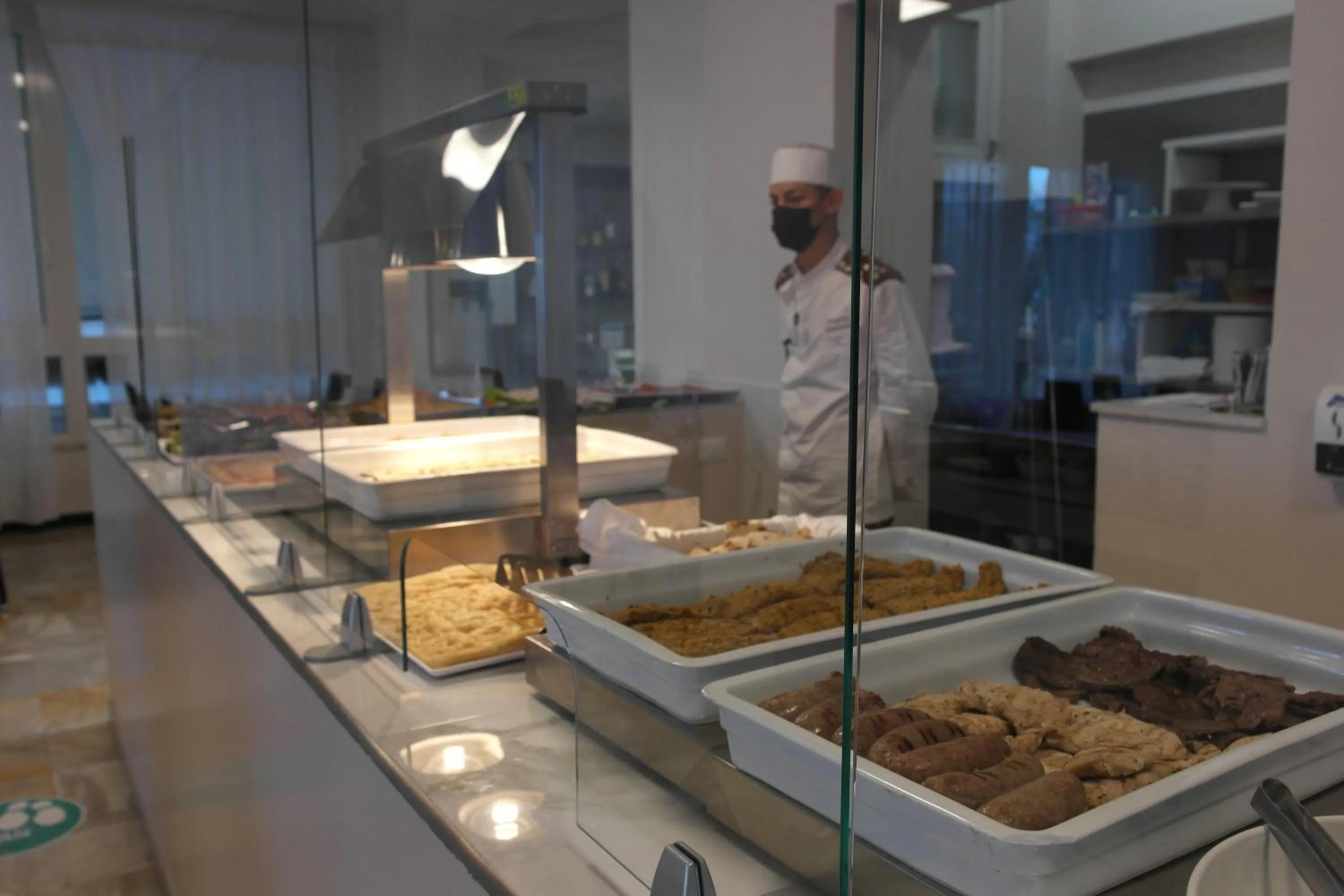 Restaurant/places to eat in Hotel Excelsior