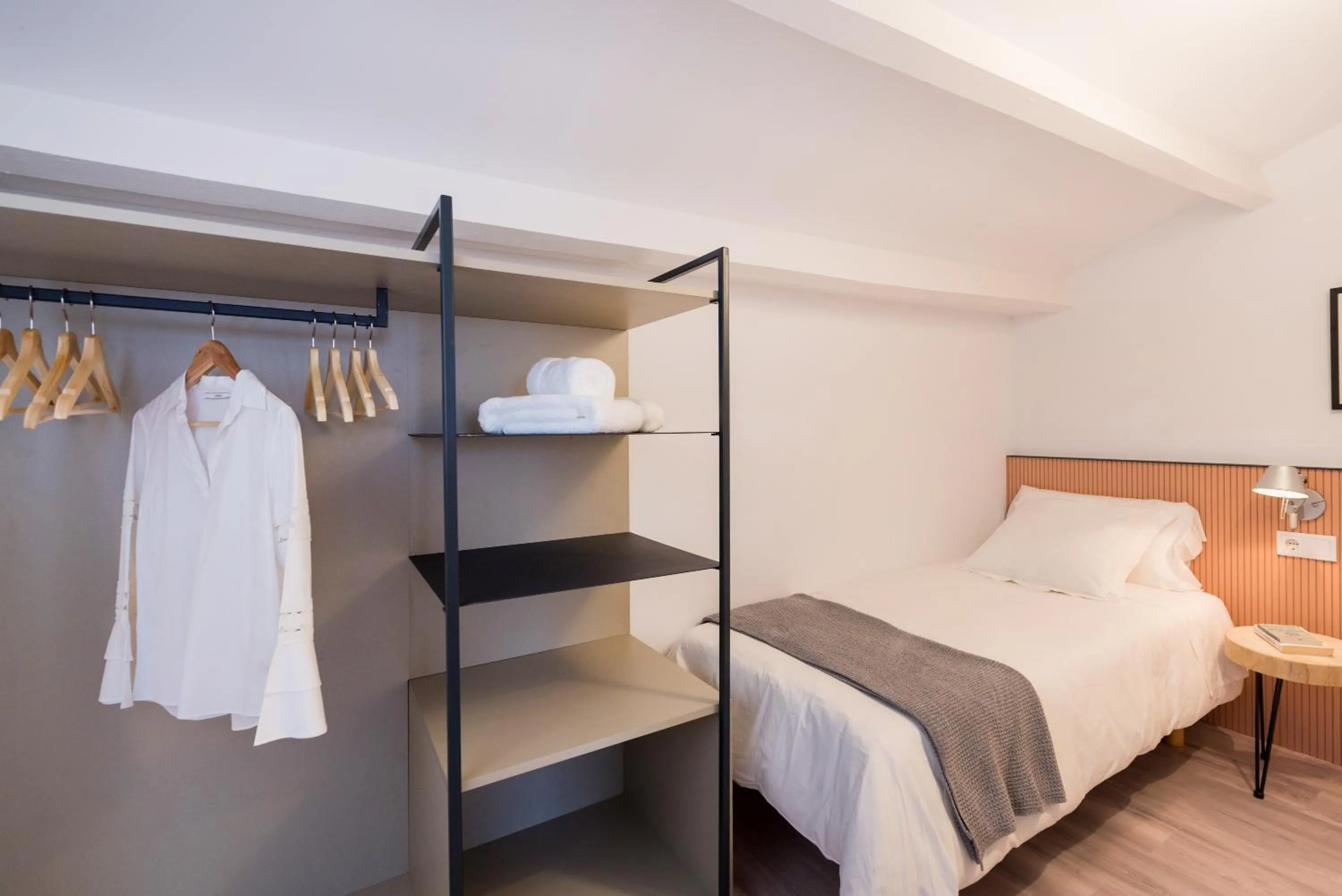 Photo of the whole room, Bed in Petit Luxe Dúplex