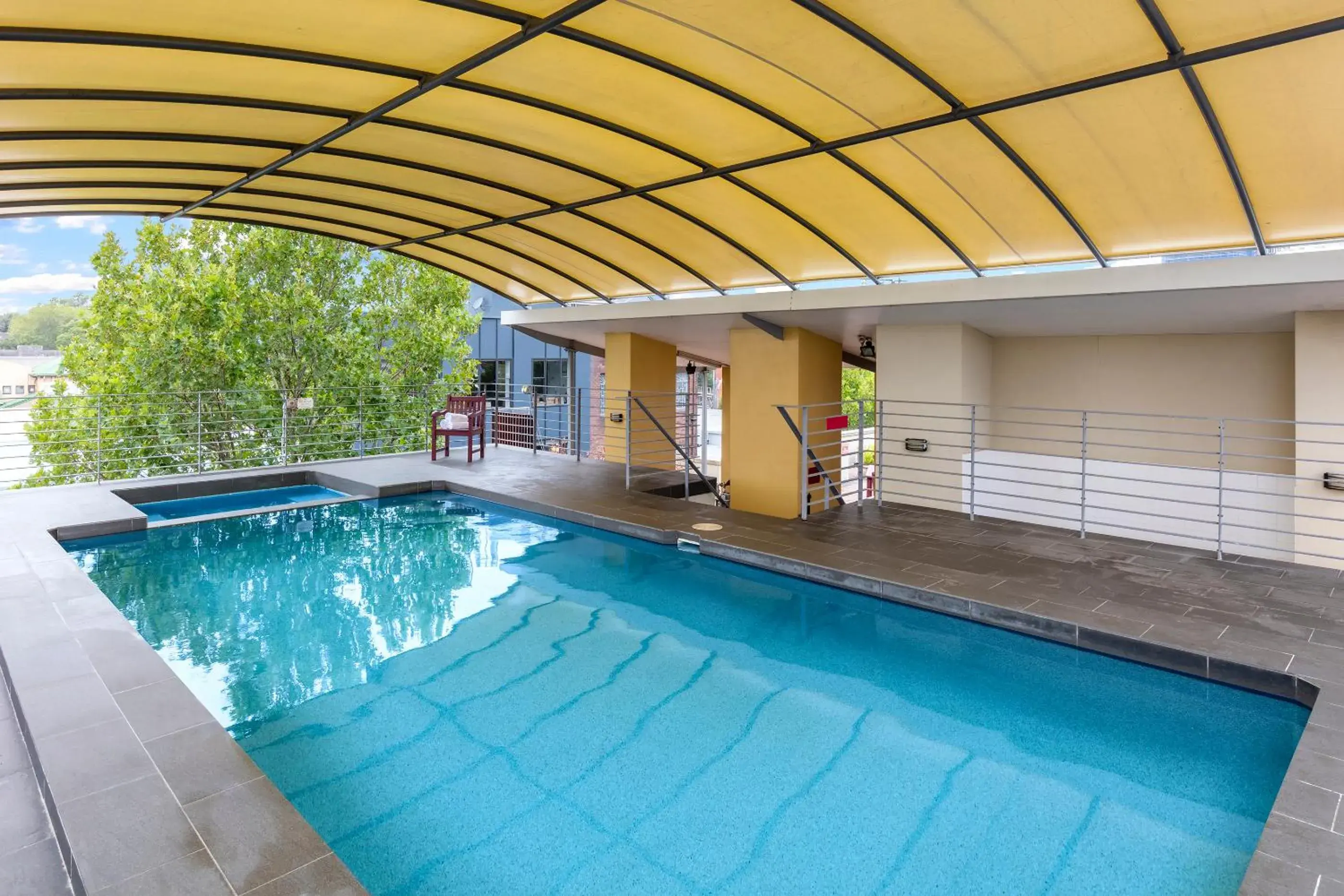 Swimming pool in Nesuto Chippendale Swimming pool in Nesuto Chippendale