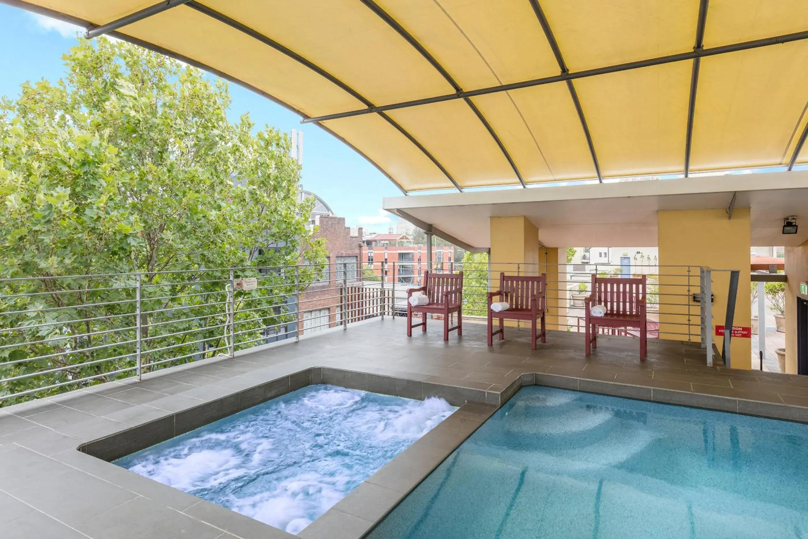 Swimming pool in Nesuto Chippendale Swimming pool in Nesuto Chippendale