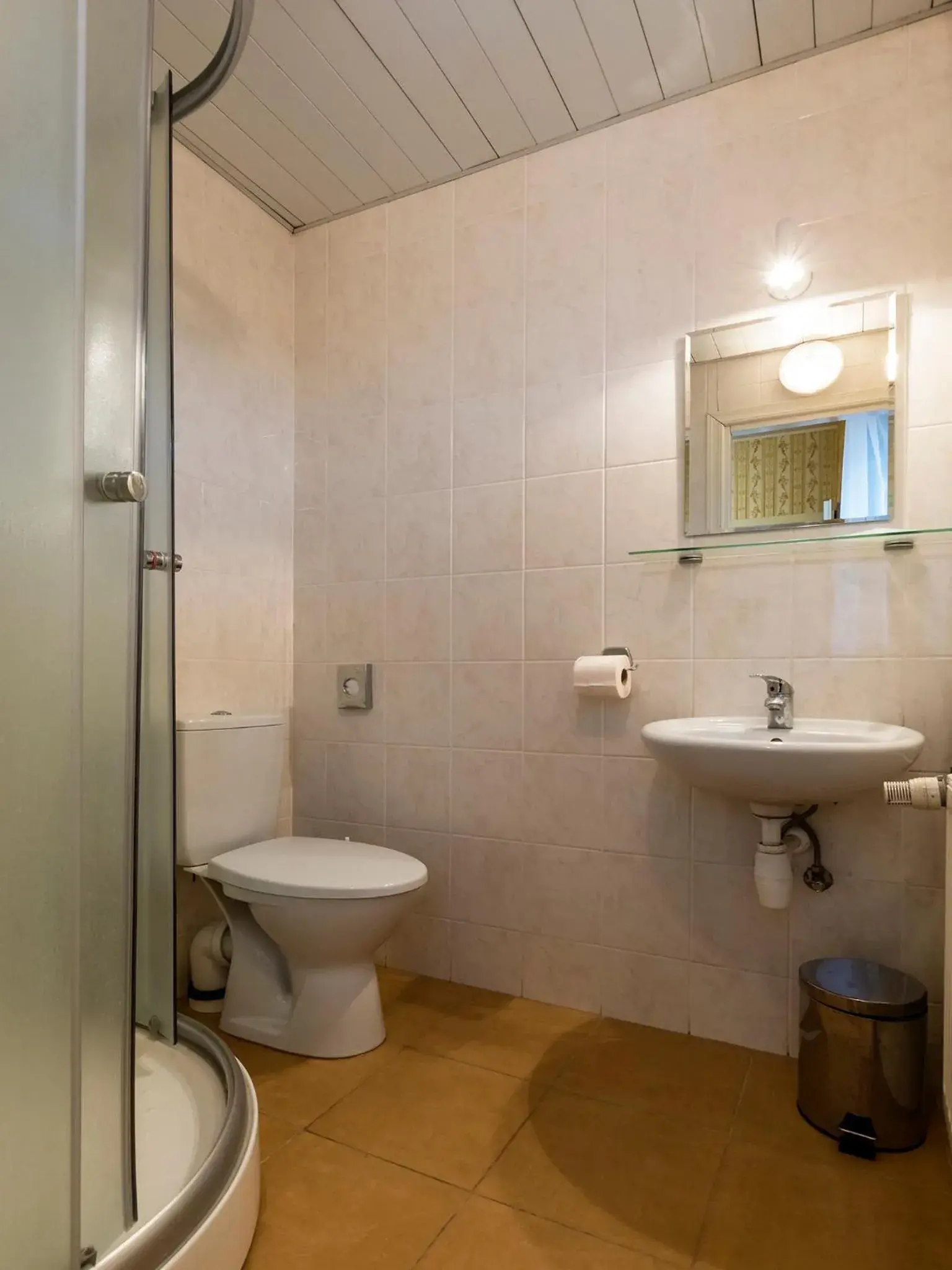 Single Room with Shower in Humala Guest House Single Room with Shower in Humala Guest House