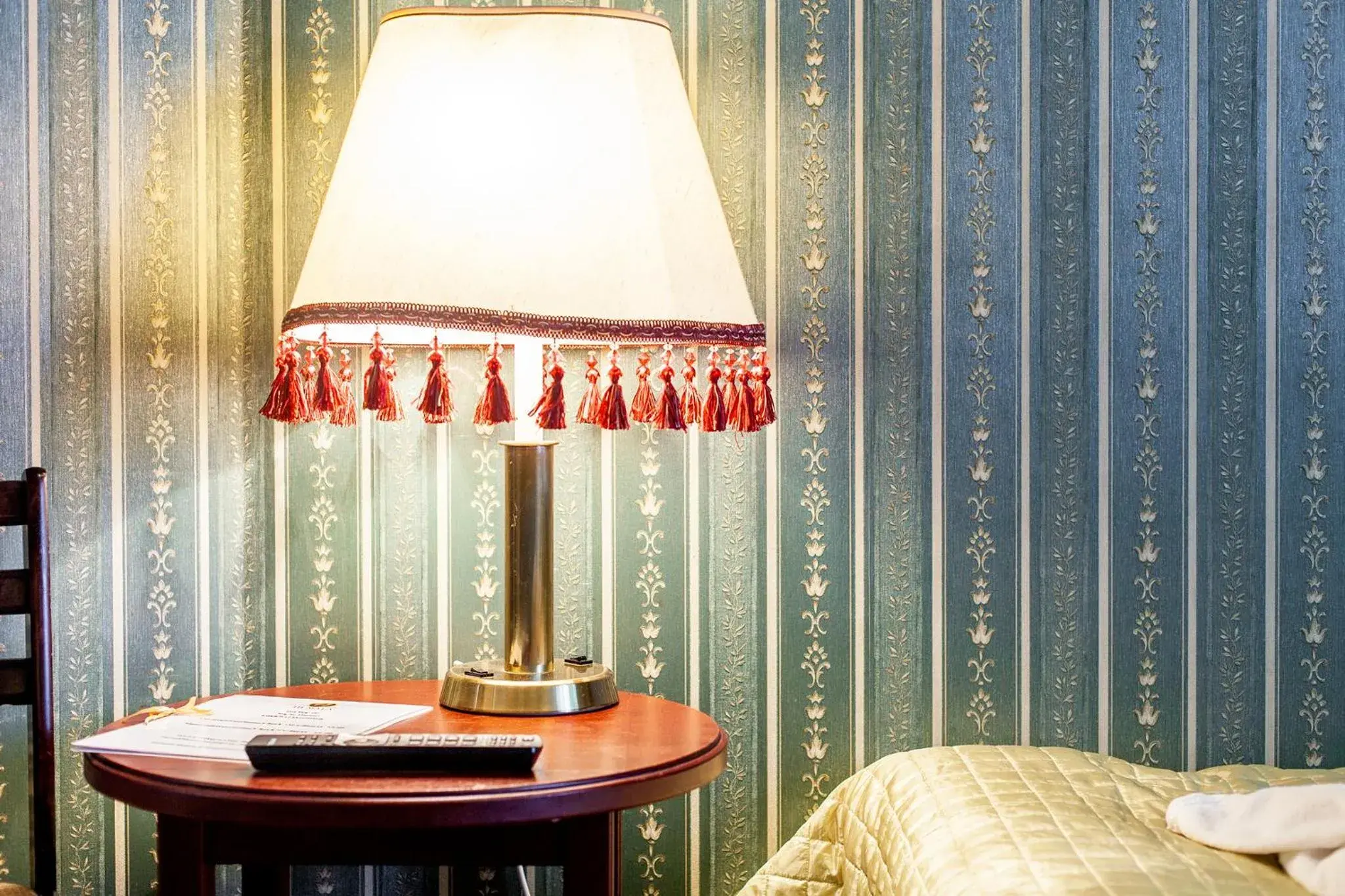 Twin Room with Private Shower in Humala Guest House Twin Room with Private Shower in Humala Guest House