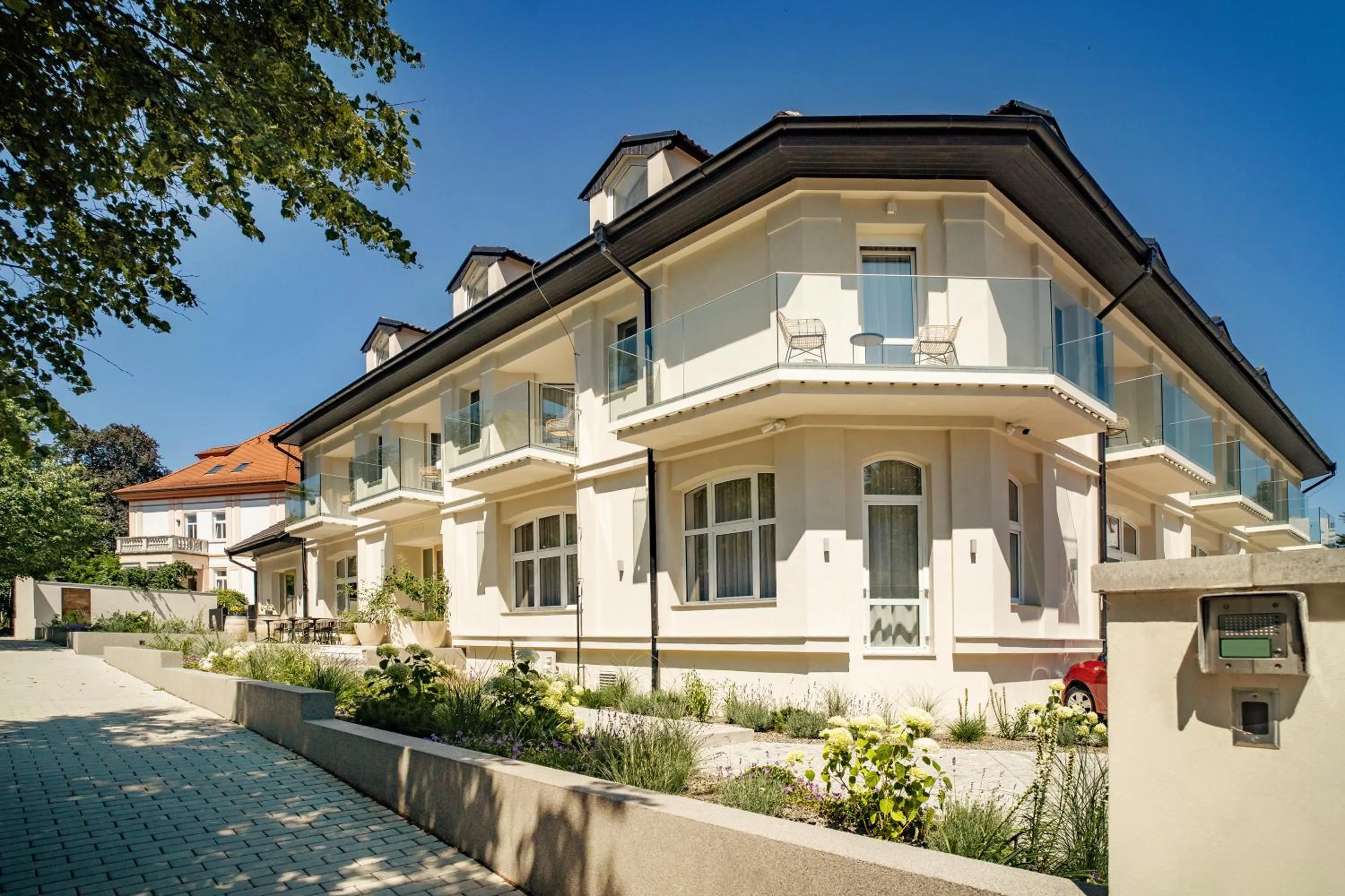 Property building in Hotel U Kaplicky