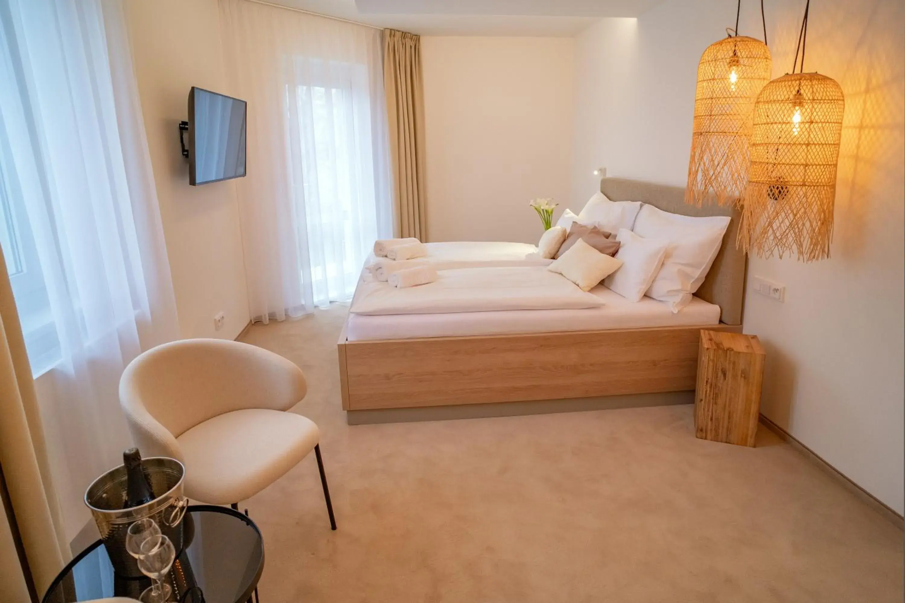 Deluxe Twin Room with Balcony in Hotel U Kaplicky Deluxe Twin Room with Balcony in Hotel U Kaplicky